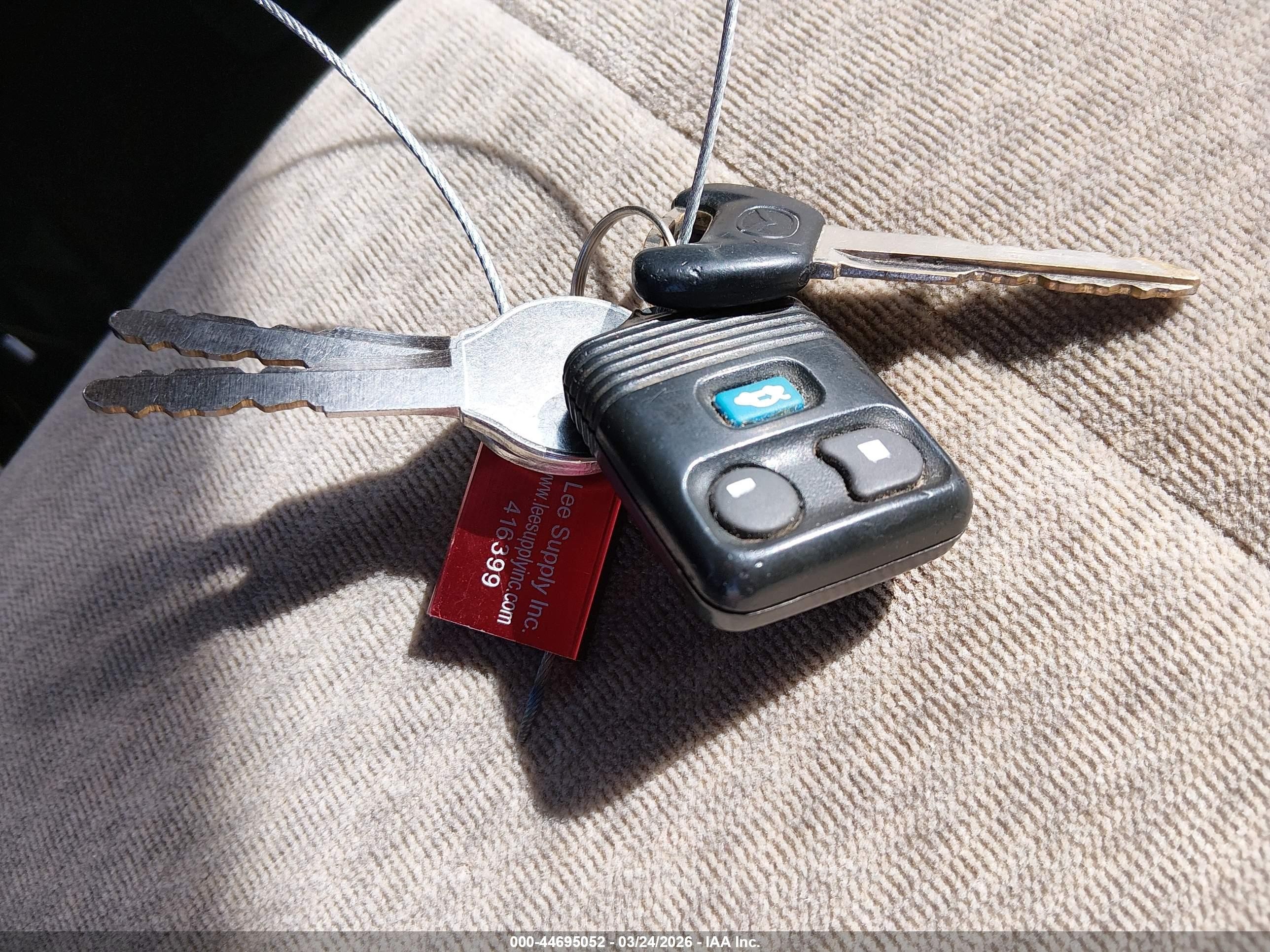 2001 Mazda 626 Es/lx Maroon vin: 1YVGF22C715220847
