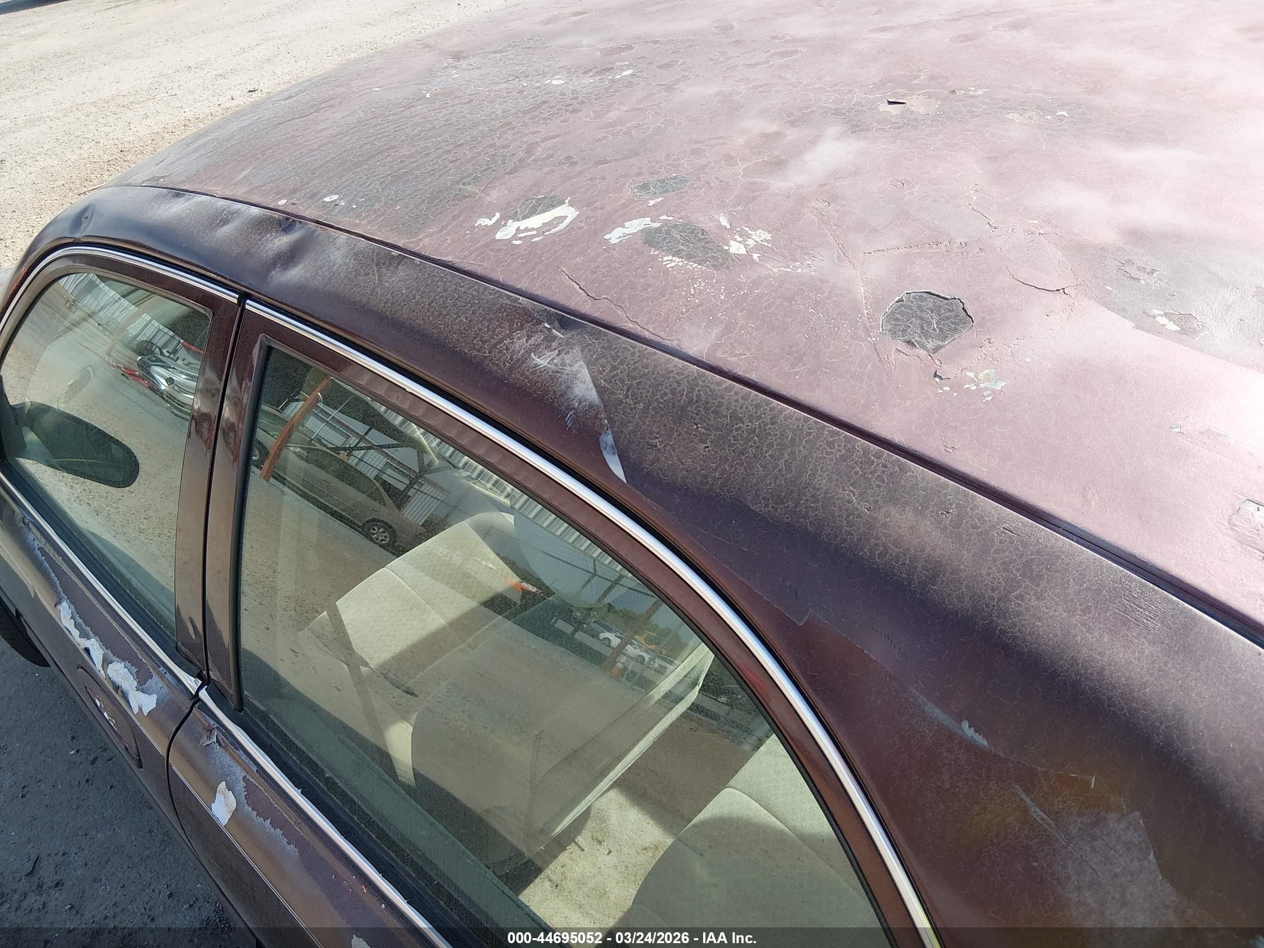 2001 Mazda 626 Es/lx Maroon vin: 1YVGF22C715220847