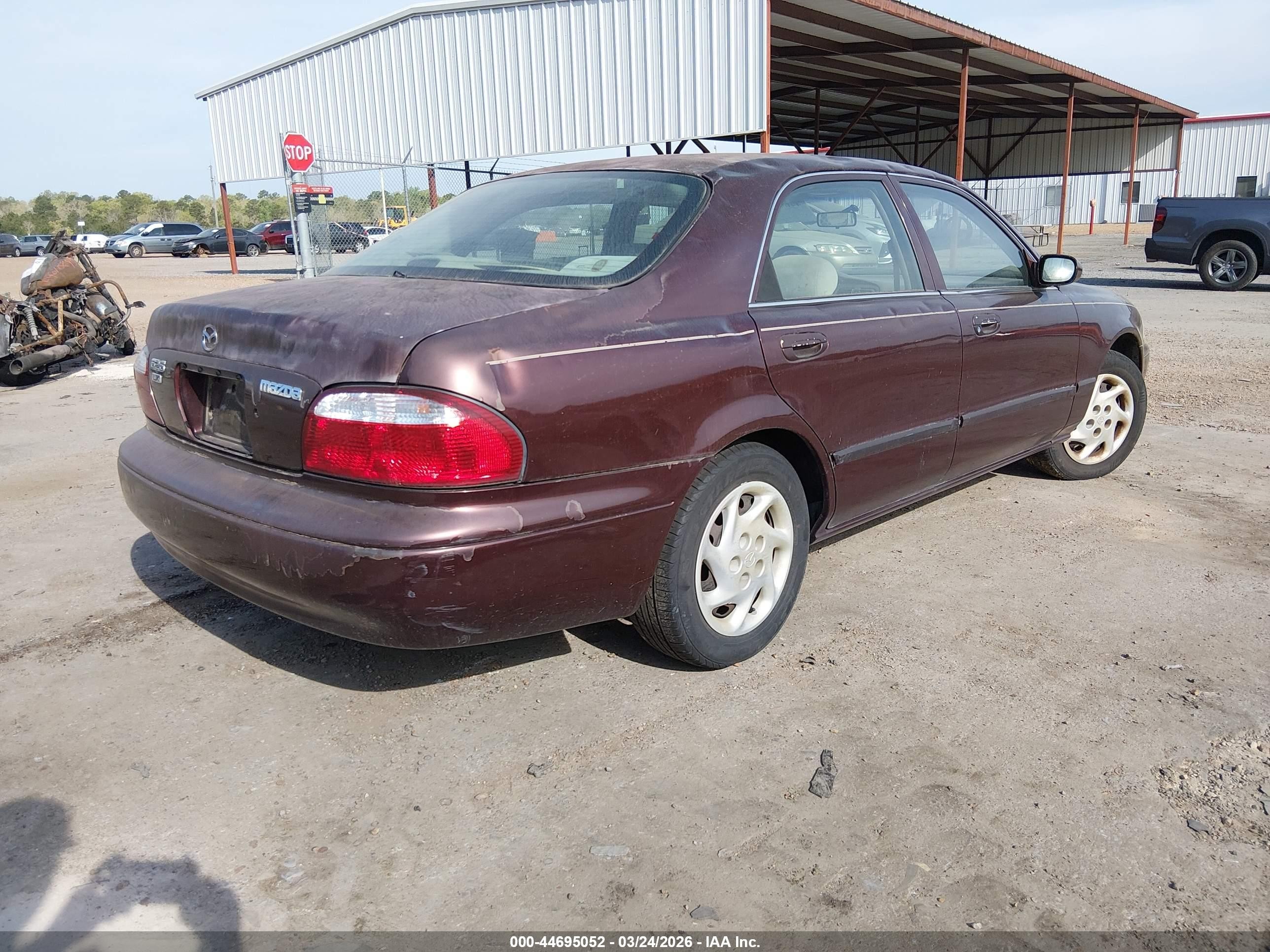 2001 Mazda 626 Es/lx Maroon vin: 1YVGF22C715220847