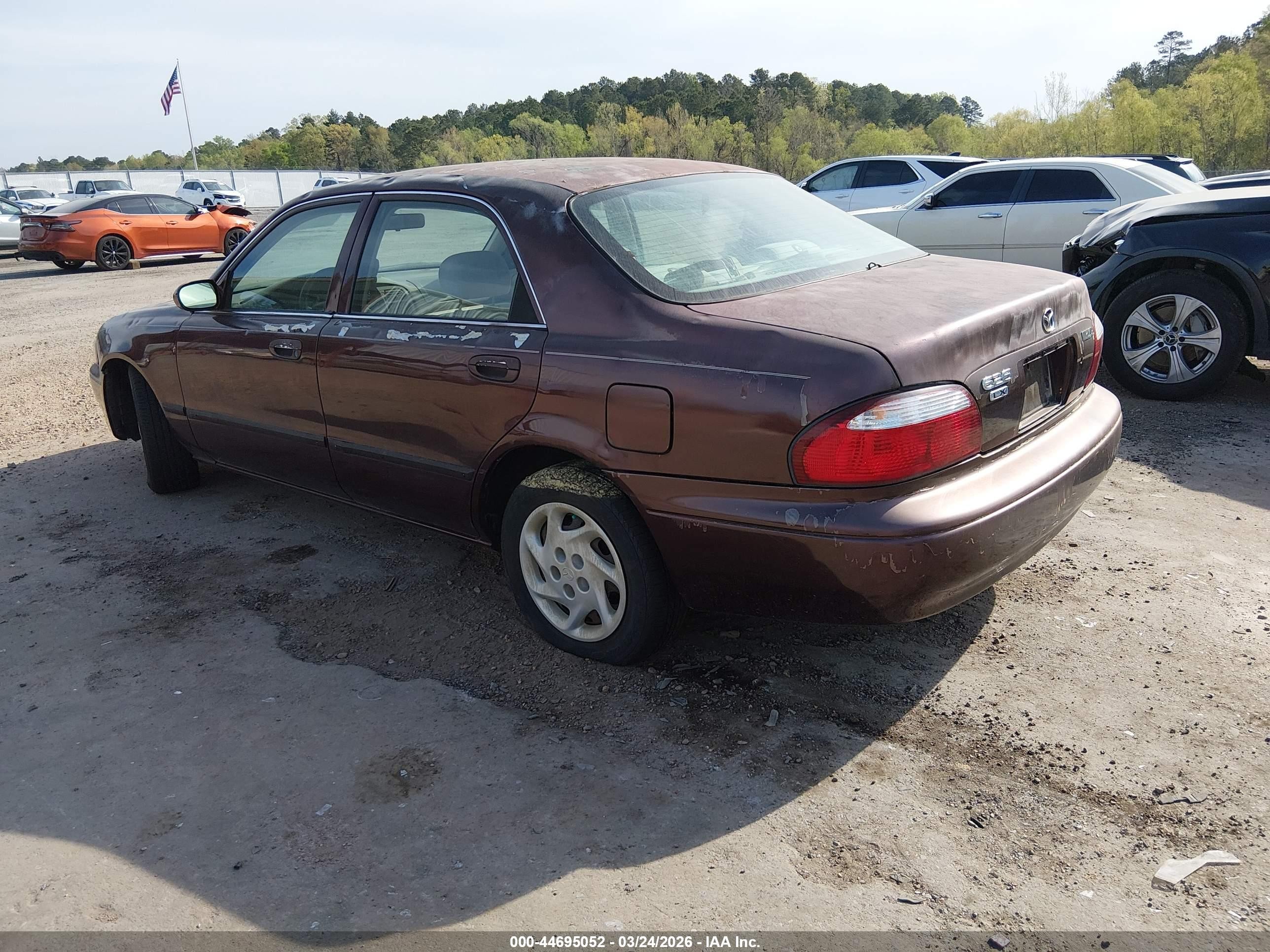 2001 Mazda 626 Es/lx Maroon vin: 1YVGF22C715220847