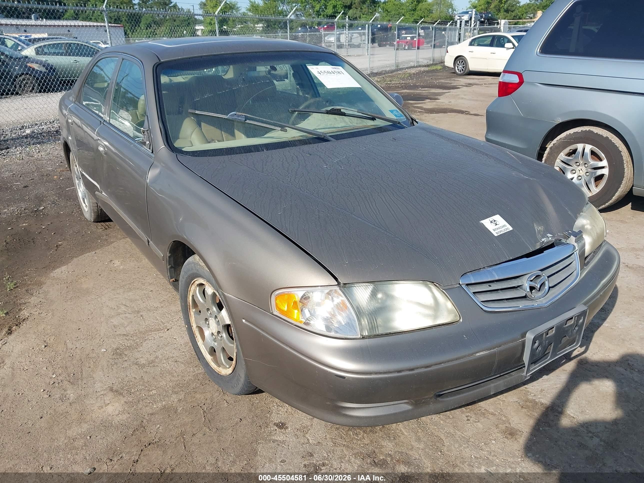 2001 Mazda 626 Es/lx Gold vin: 1YVGF22C715243187