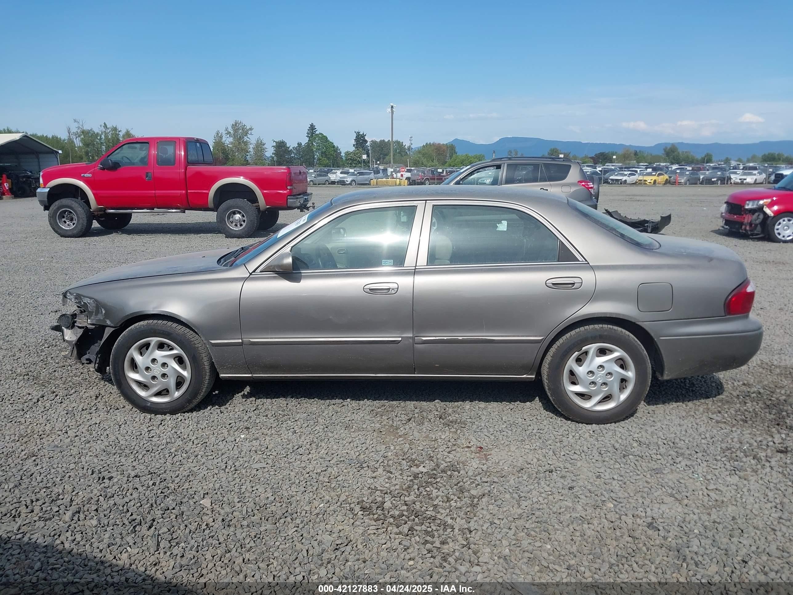 2001 Mazda 626 Es/lx Brown vin: 1YVGF22C815203829