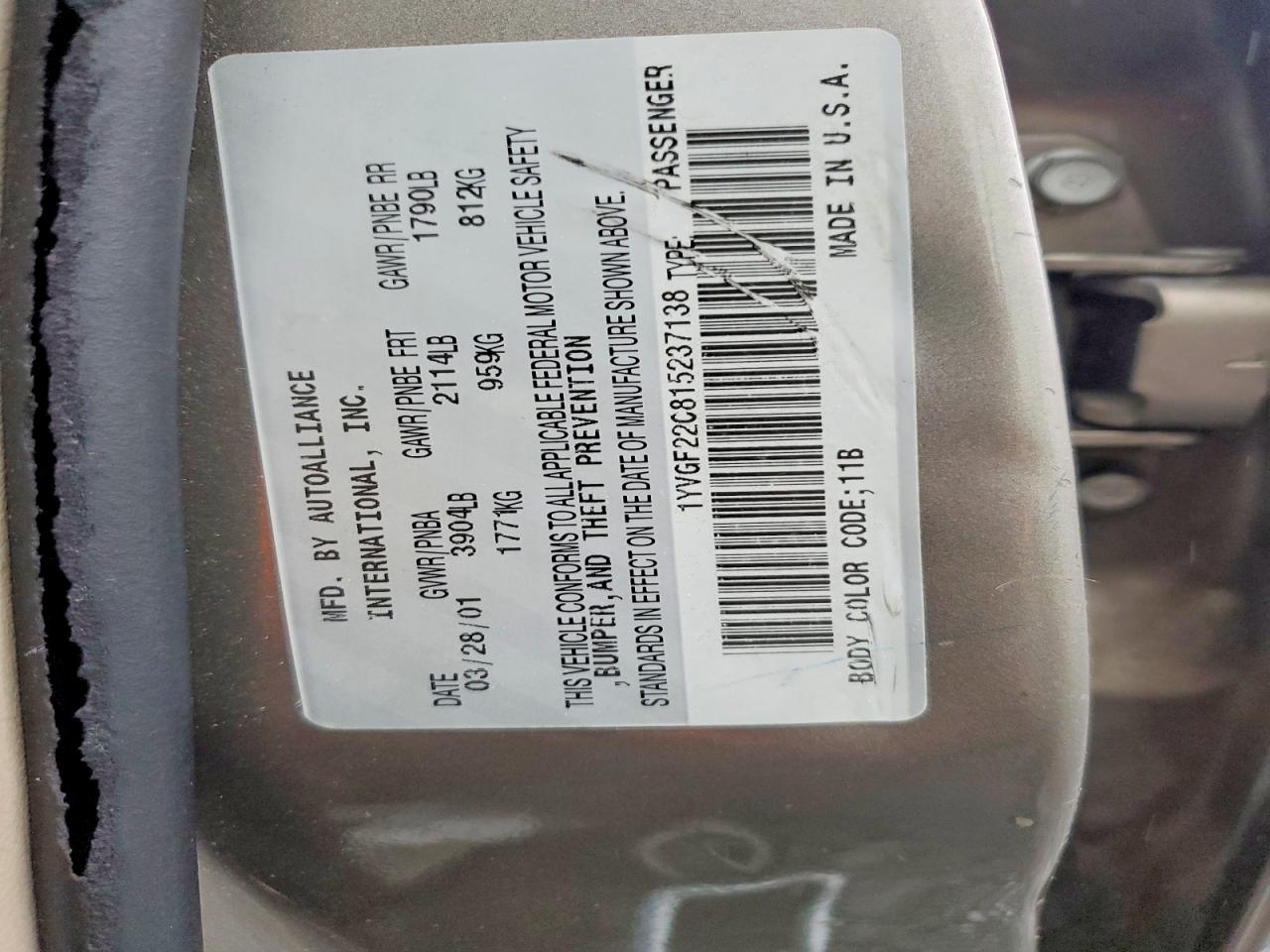 2001 Mazda 626 Es Tan vin: 1YVGF22C815237138