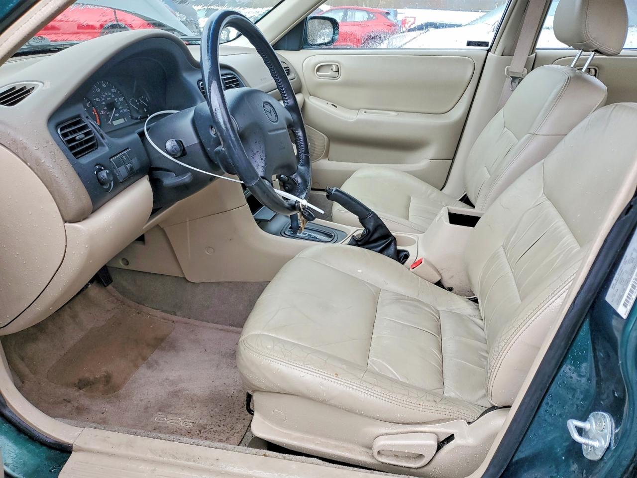 1998 Mazda 626 Dx Green vin: 1YVGF22C8W5752888