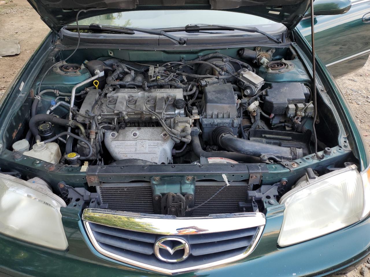 2001 Mazda 626 Es   Green vin: 1YVGF22C915244048