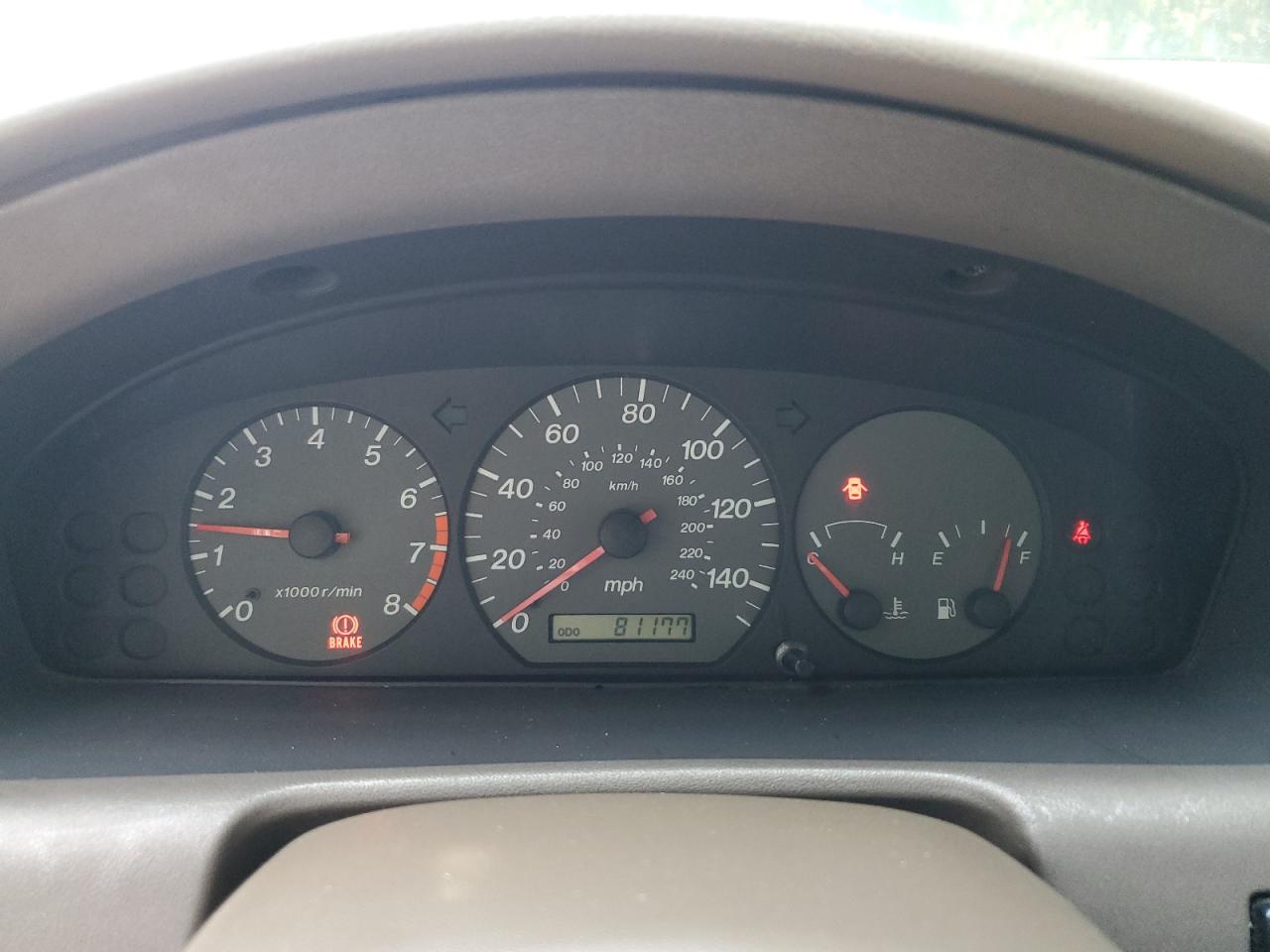 2001 Mazda 626 Es   Green vin: 1YVGF22C915244048