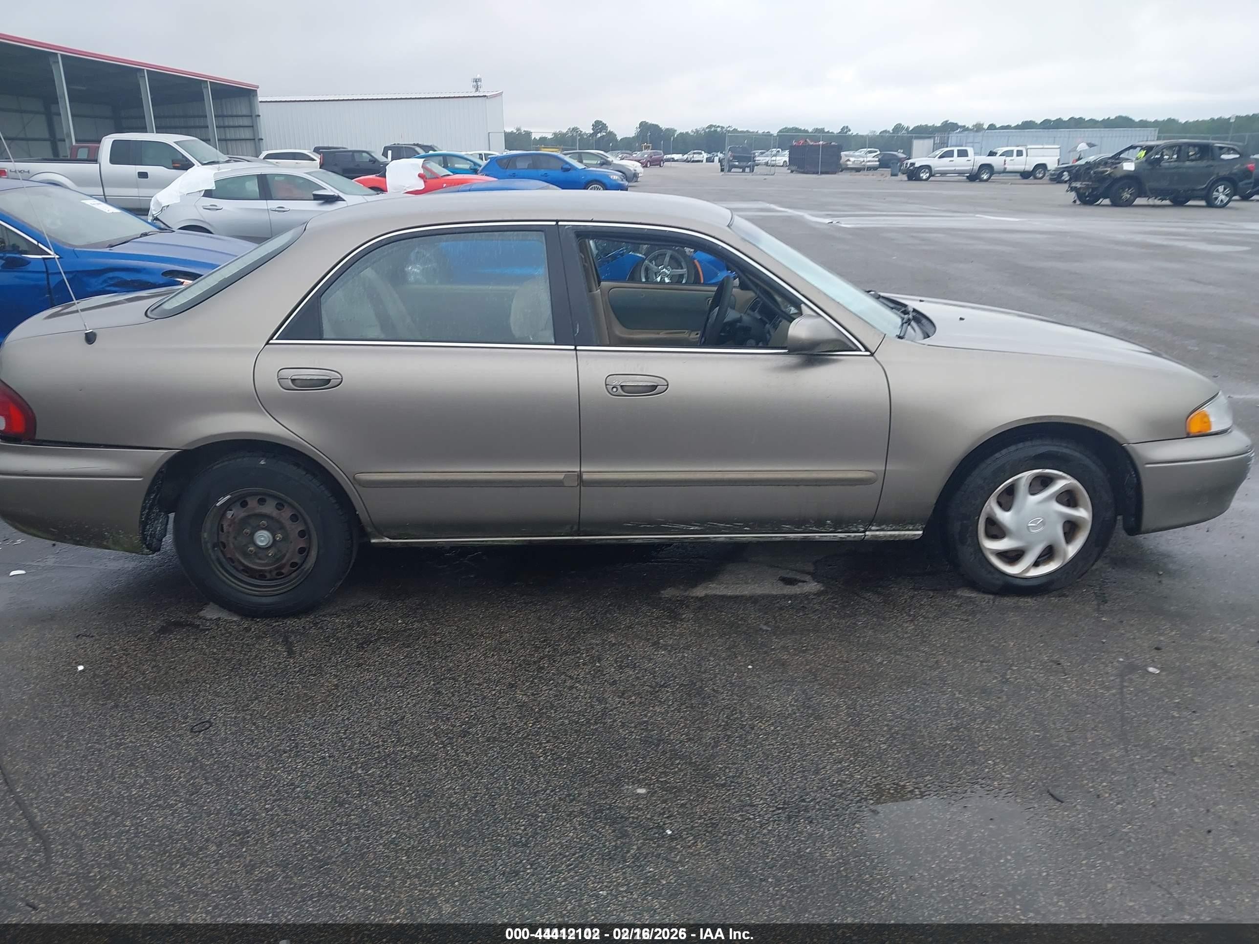 1998 Mazda 626 Dx/lx Gold vin: 1YVGF22CXW5736434