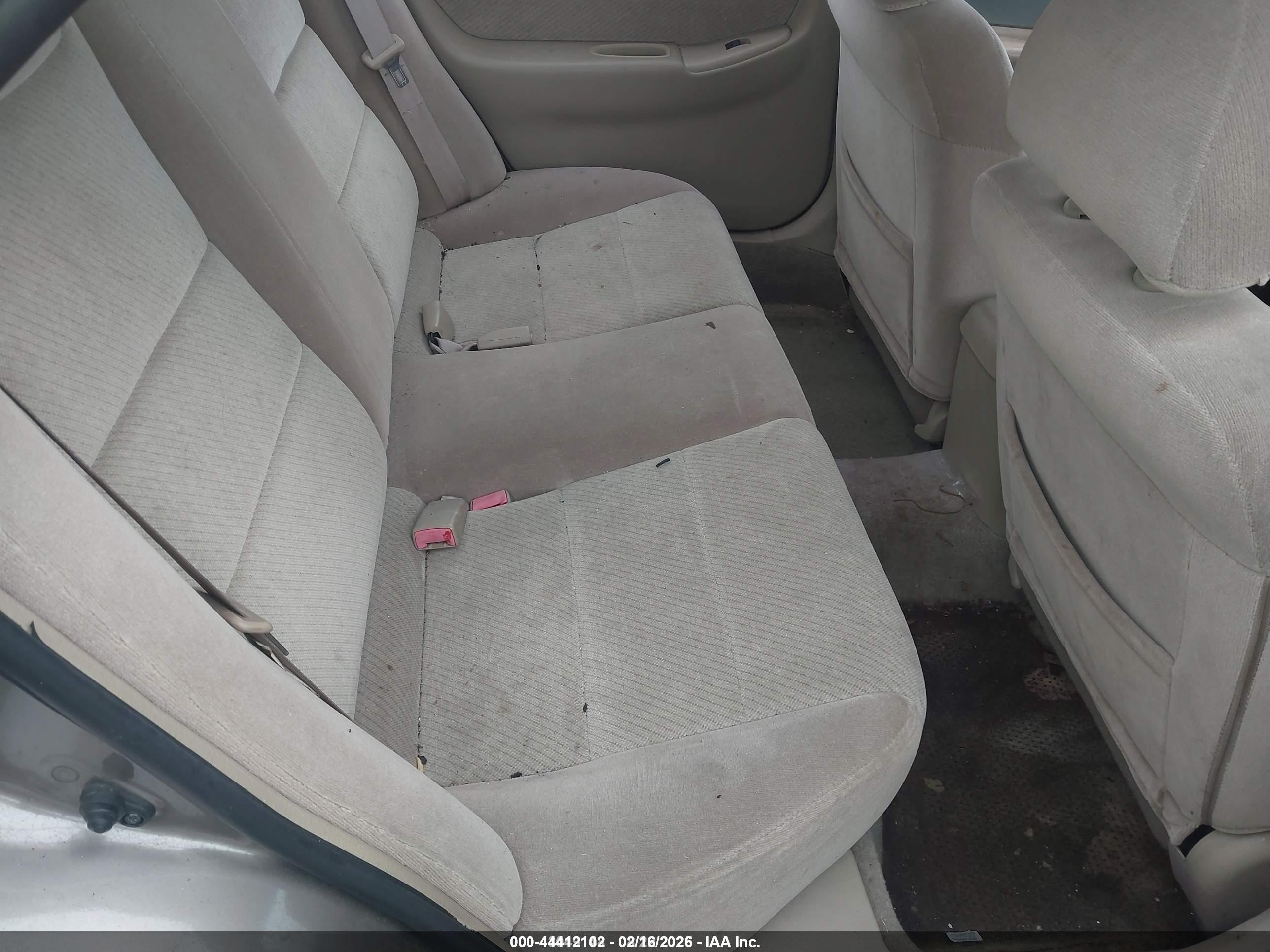 1998 Mazda 626 Dx/lx Gold vin: 1YVGF22CXW5736434