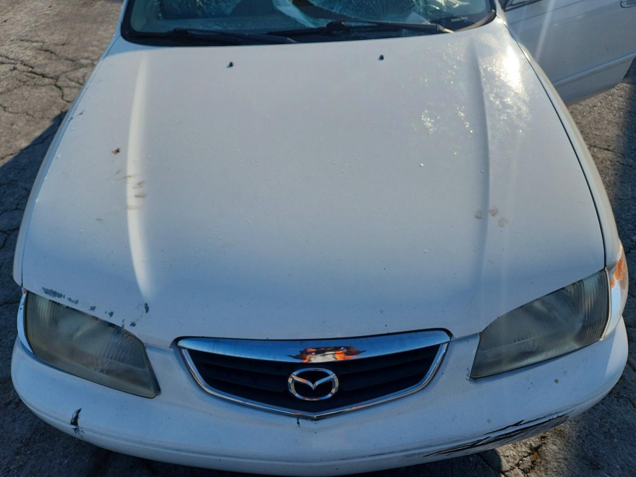 2000 Mazda 626 Es White vin: 1YVGF22D3Y5179054