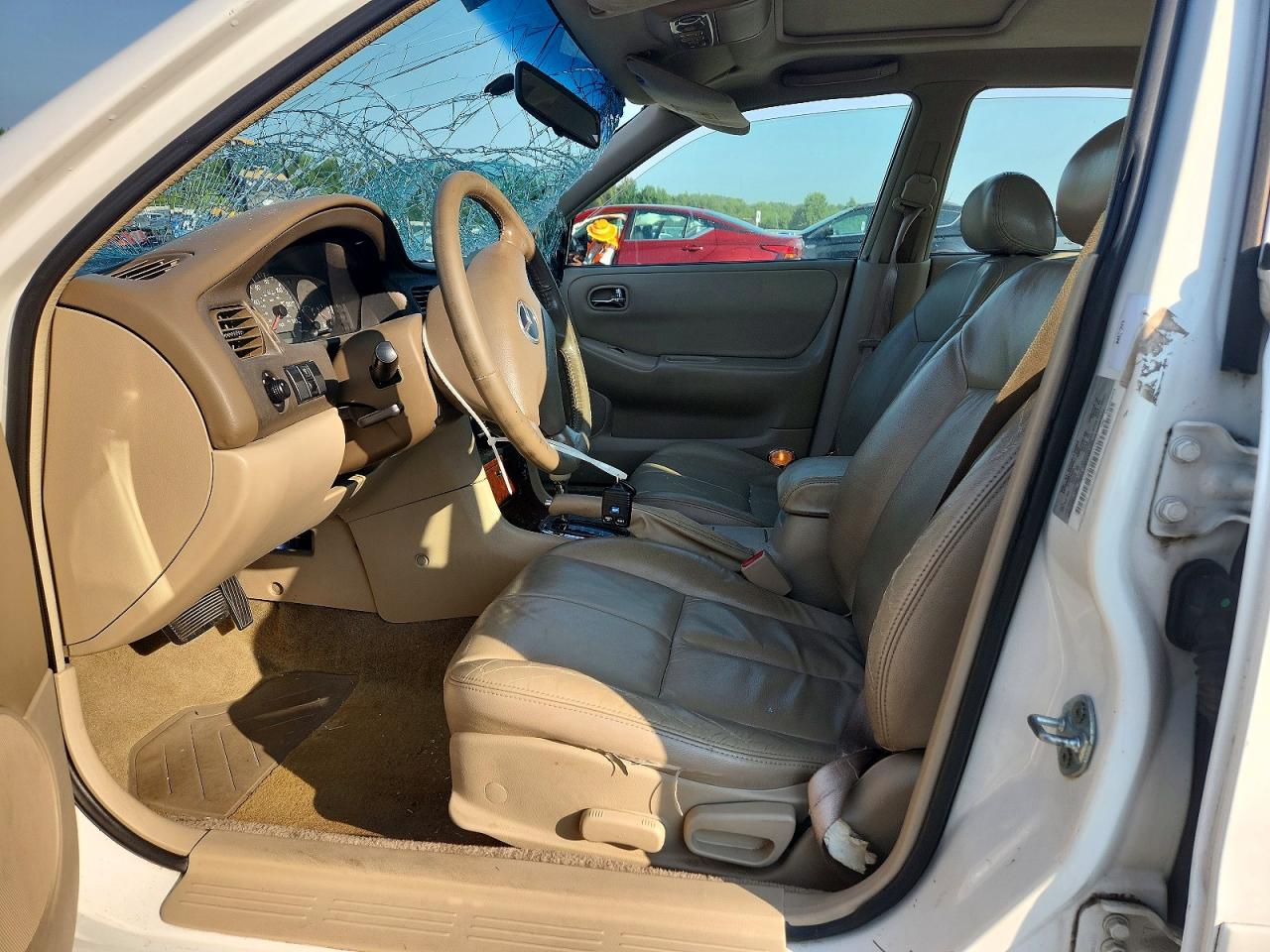 2000 Mazda 626 Es White vin: 1YVGF22D3Y5179054