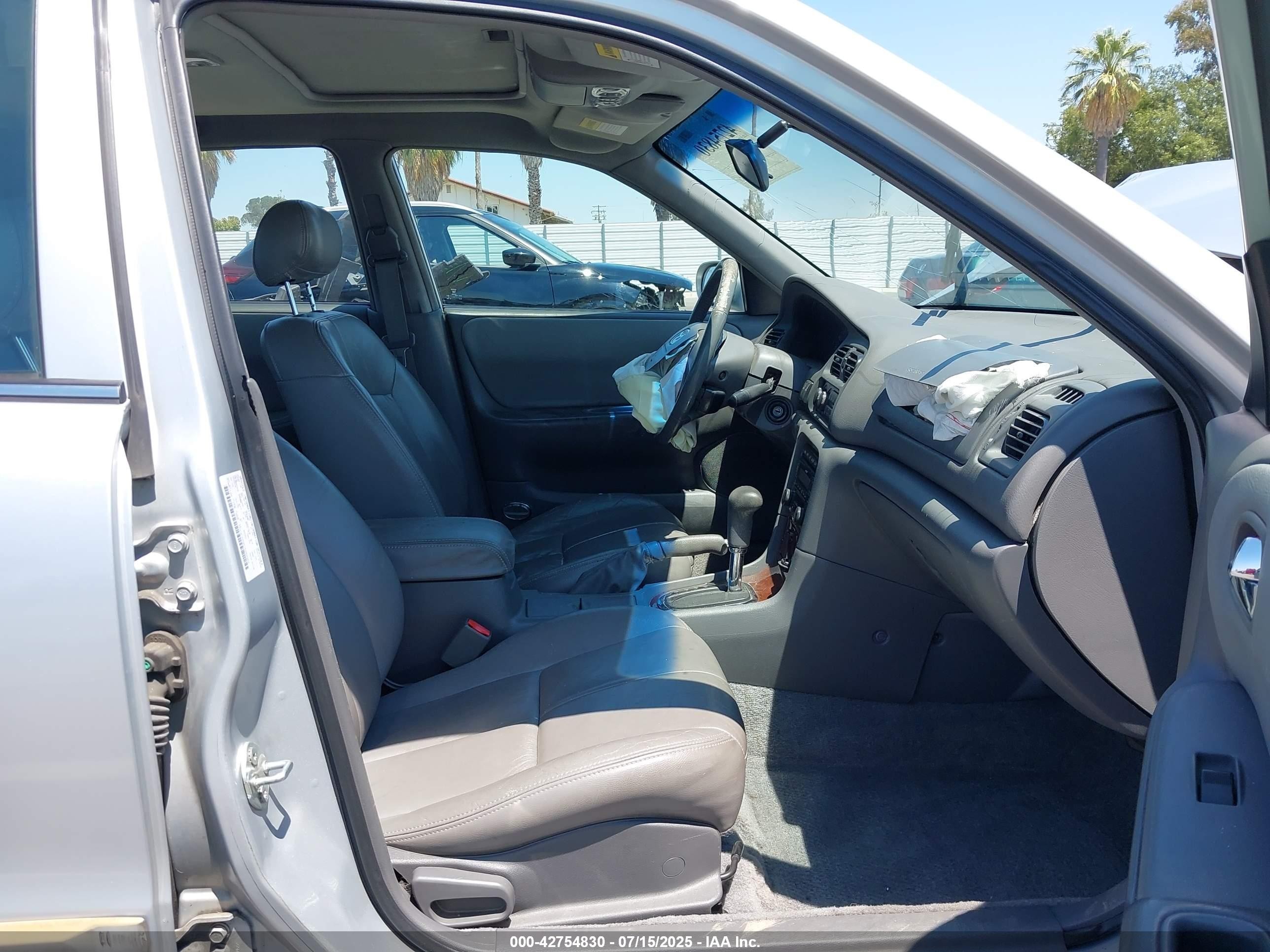 2001 Mazda 626 Es V6/lx V6 Silver vin: 1YVGF22D615204664