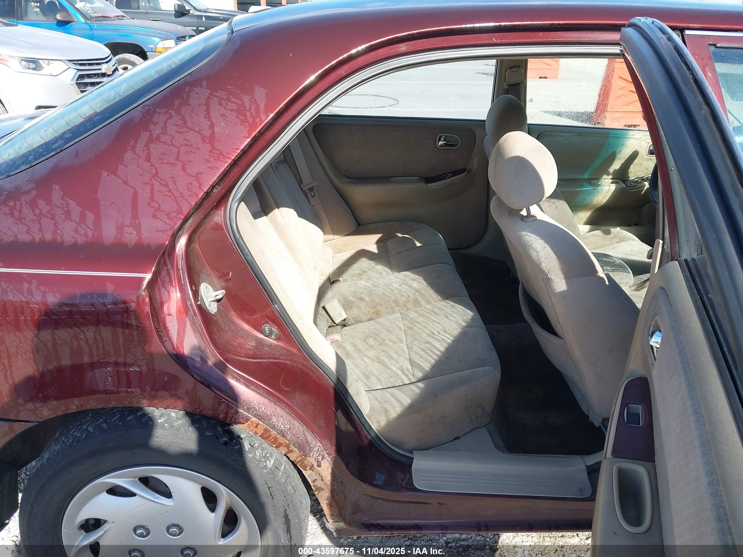 2001 Mazda 626 Es V6/lx V6 Burgundy vin: 1YVGF22D815201913