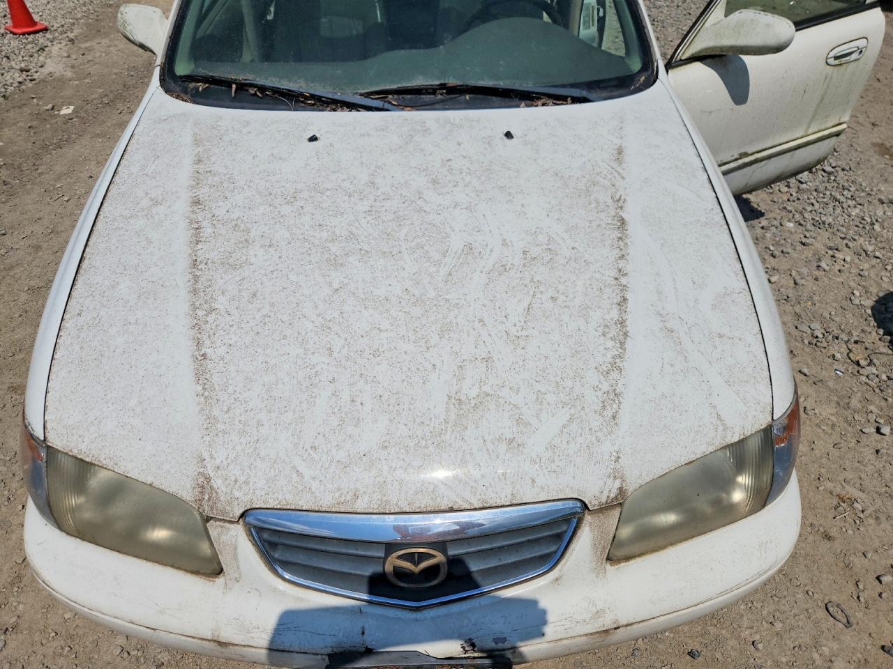 2001 Mazda 626 Es White vin: 1YVGF22D815203452