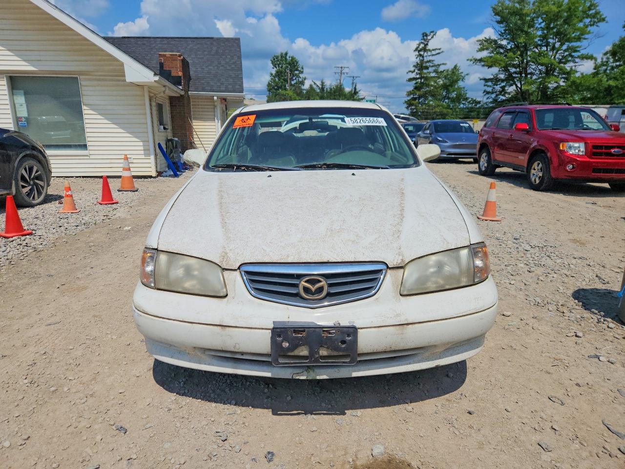 2001 Mazda 626 Es White vin: 1YVGF22D815203452