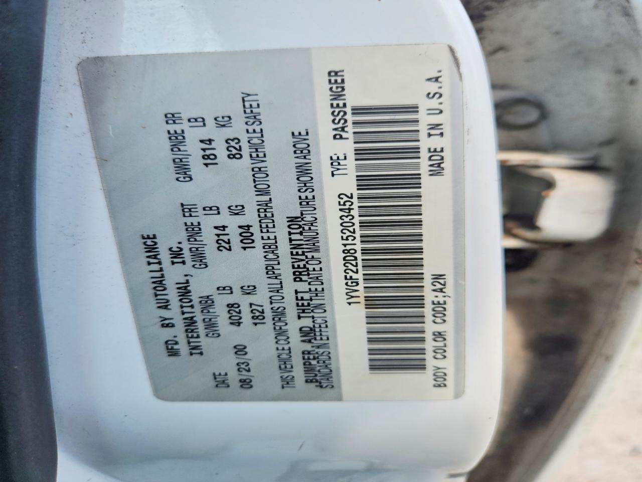 2001 Mazda 626 Es White vin: 1YVGF22D815203452
