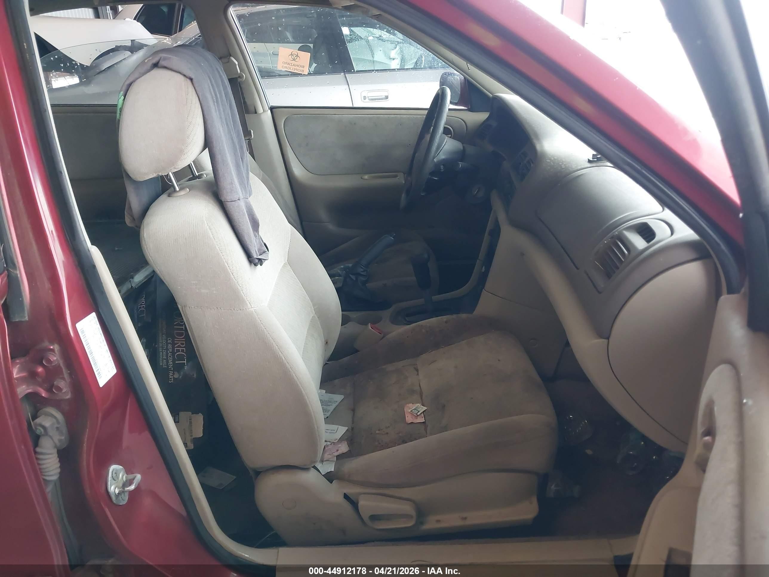1999 Mazda 626 Es V6/lx (v6) Red vin: 1YVGF22D8X5856078