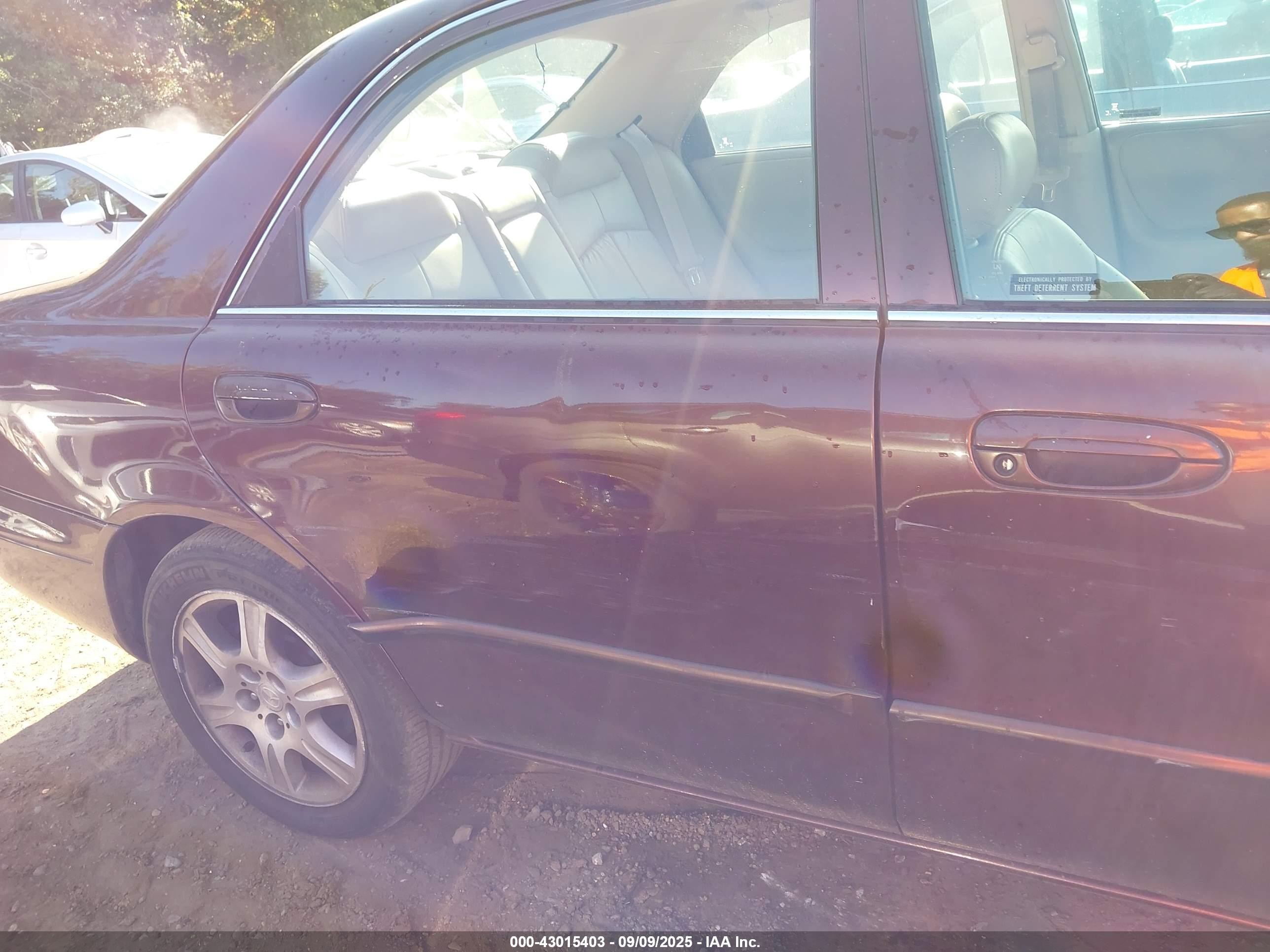 2001 Mazda 626 Es V6/lx V6 Burgundy vin: 1YVGF22D915205775