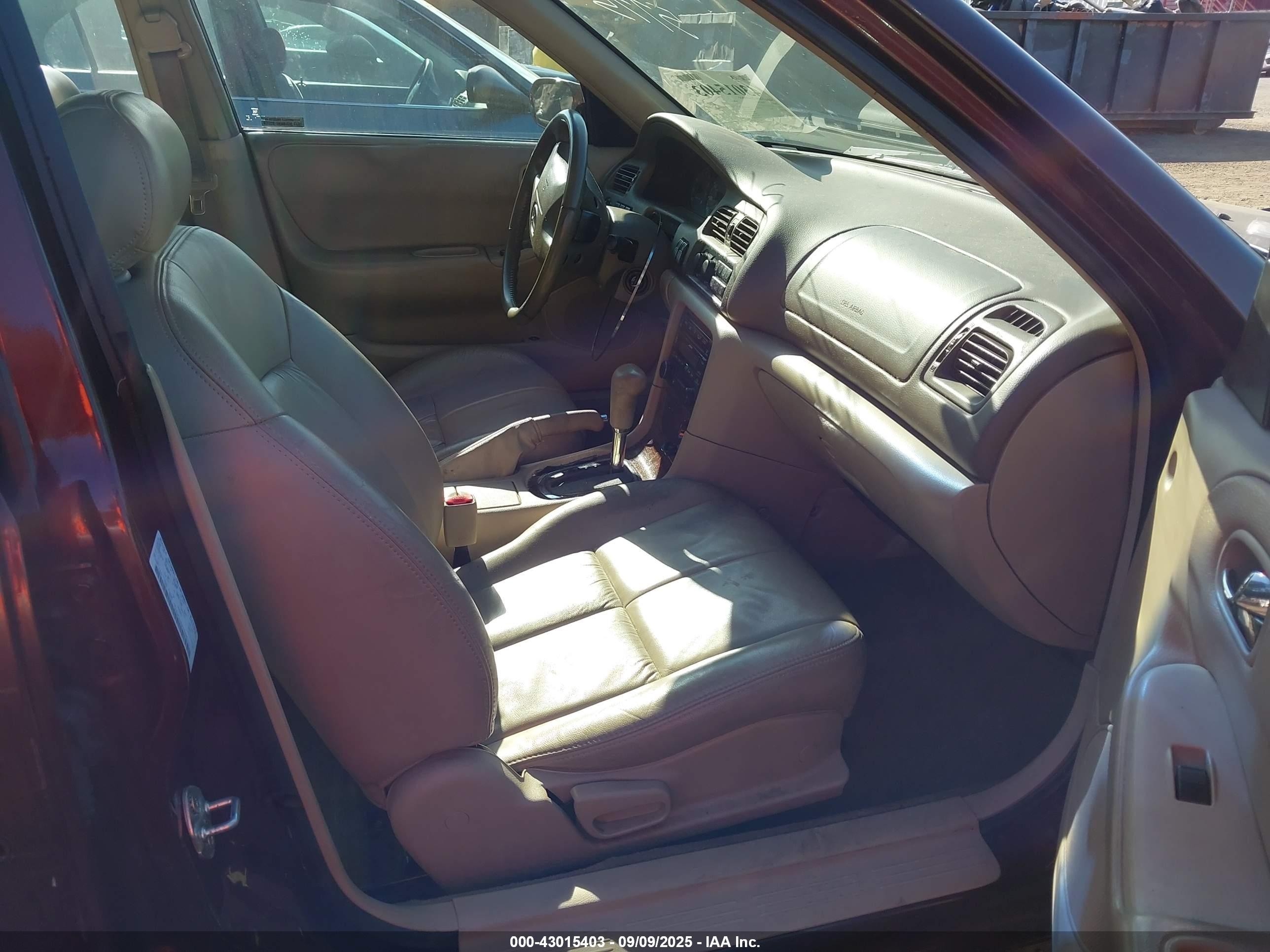 2001 Mazda 626 Es V6/lx V6 Burgundy vin: 1YVGF22D915205775