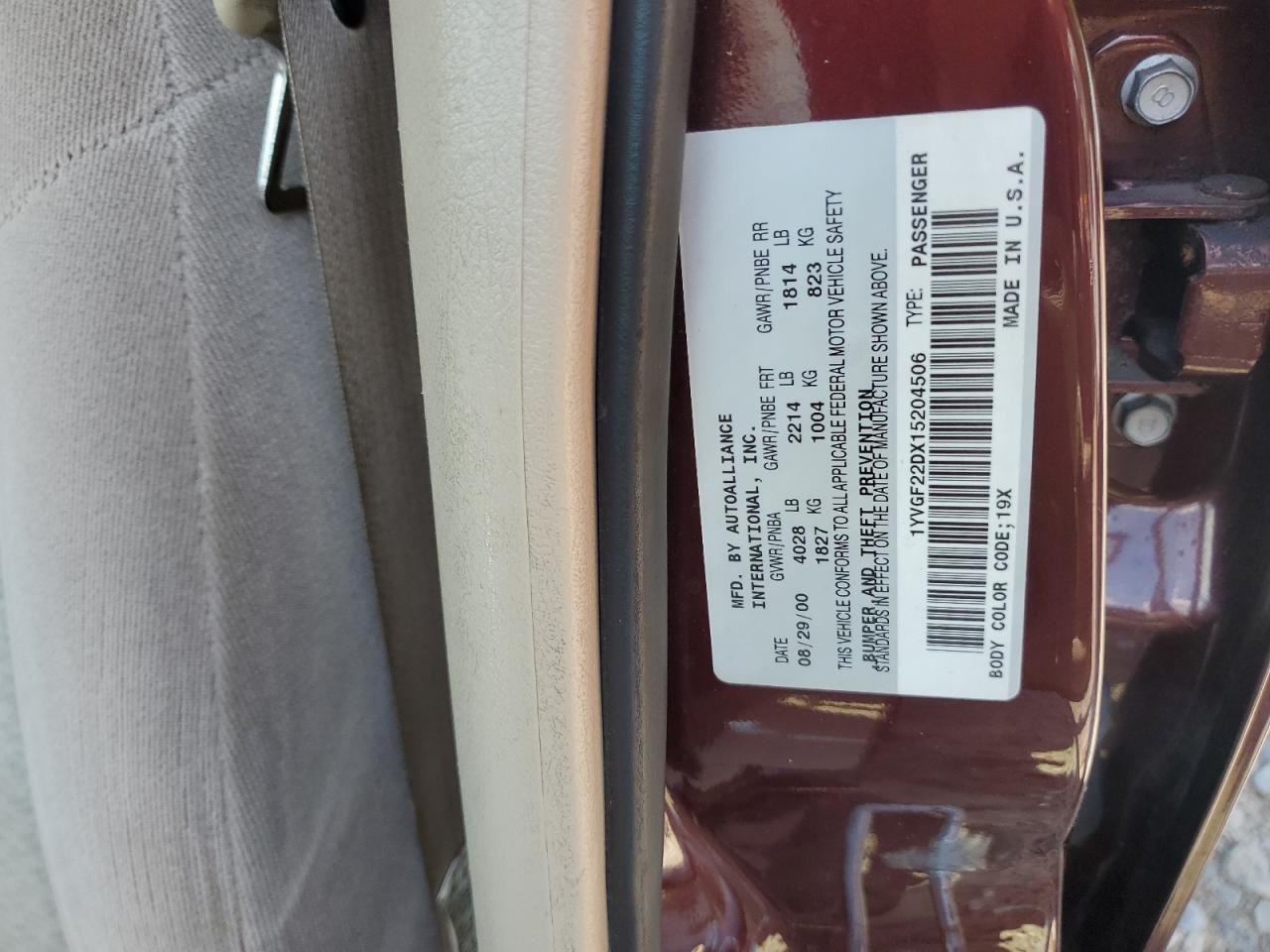 2001 Mazda 626 Es Темно-бордовый vin: 1YVGF22DX15204506