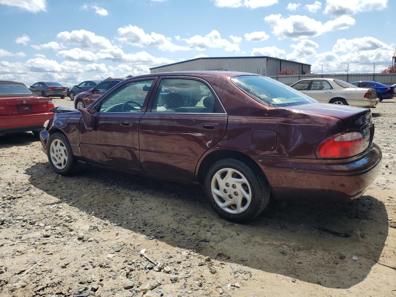 2001 Mazda 626 Es Темно-бордовый vin: 1YVGF22DX15204506