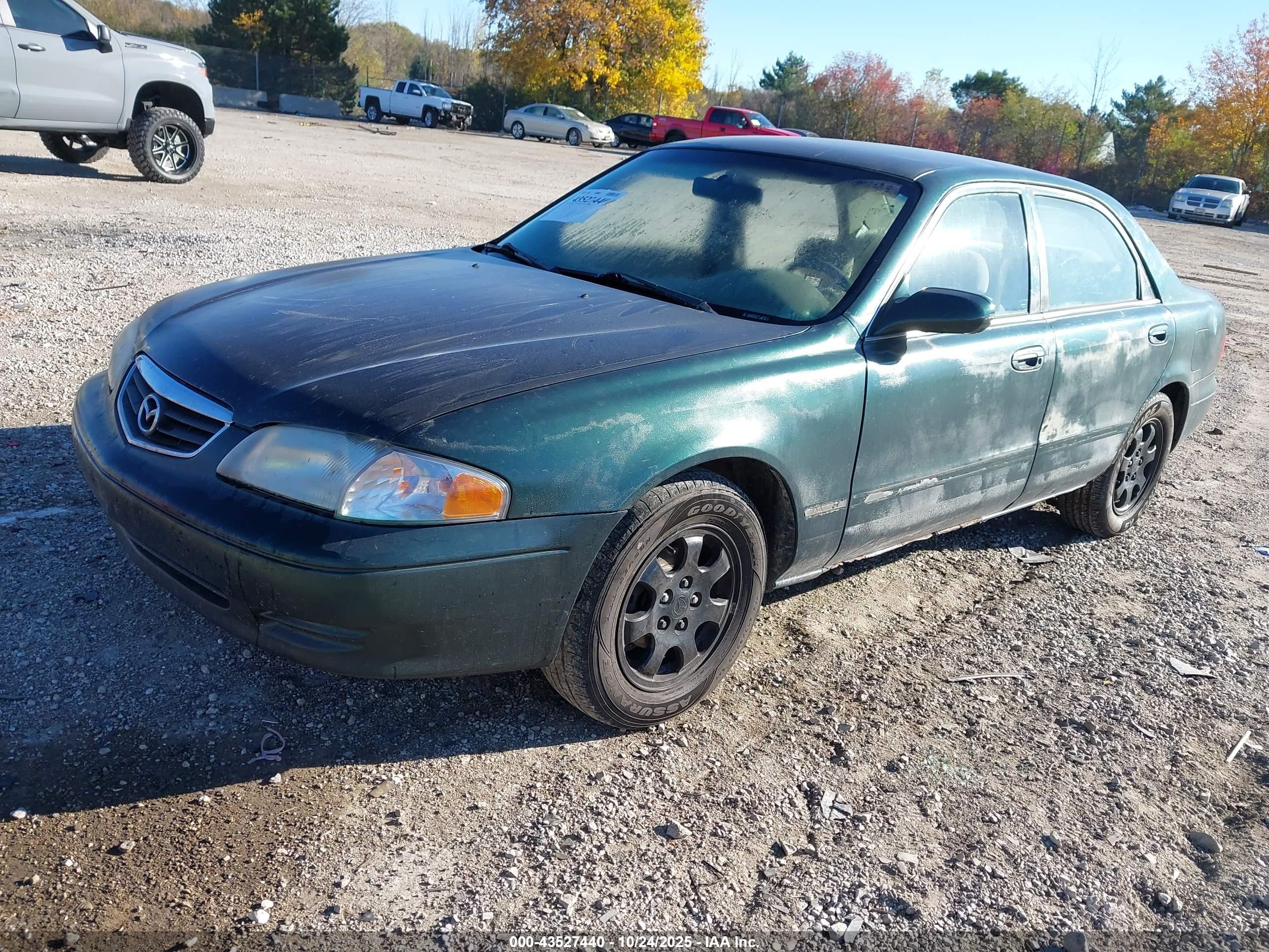 2001 Mazda 626 Es/lx Зеленый vin: 1YVGF22E815218154