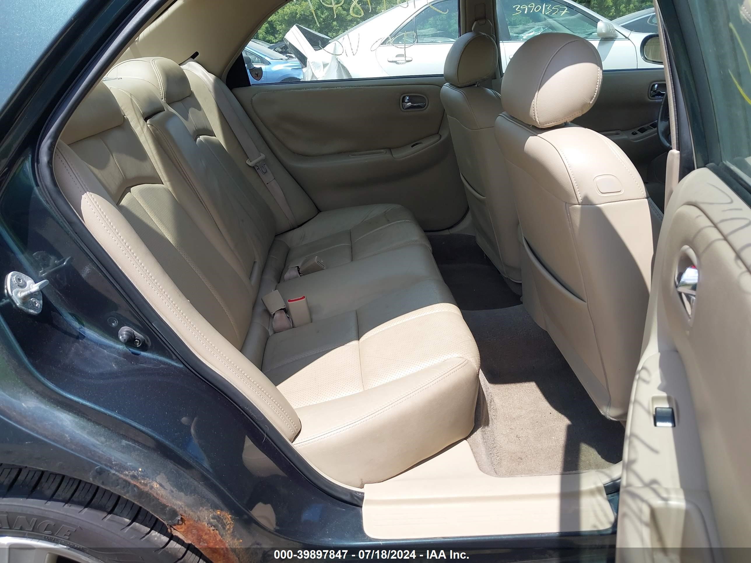 Price & History 2002 Mazda 626 Es/lx 2.5l V-6 Dohc, 165hp vin