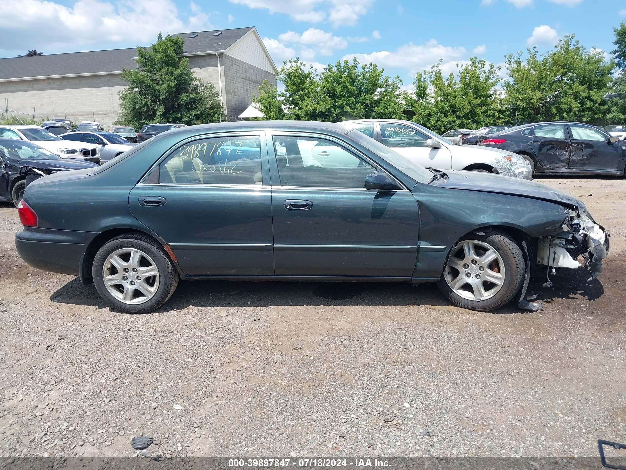 チビ〜 Price & History 2002 Mazda 626 Es/lx 2.5l V-6 Dohc, 165hp vin