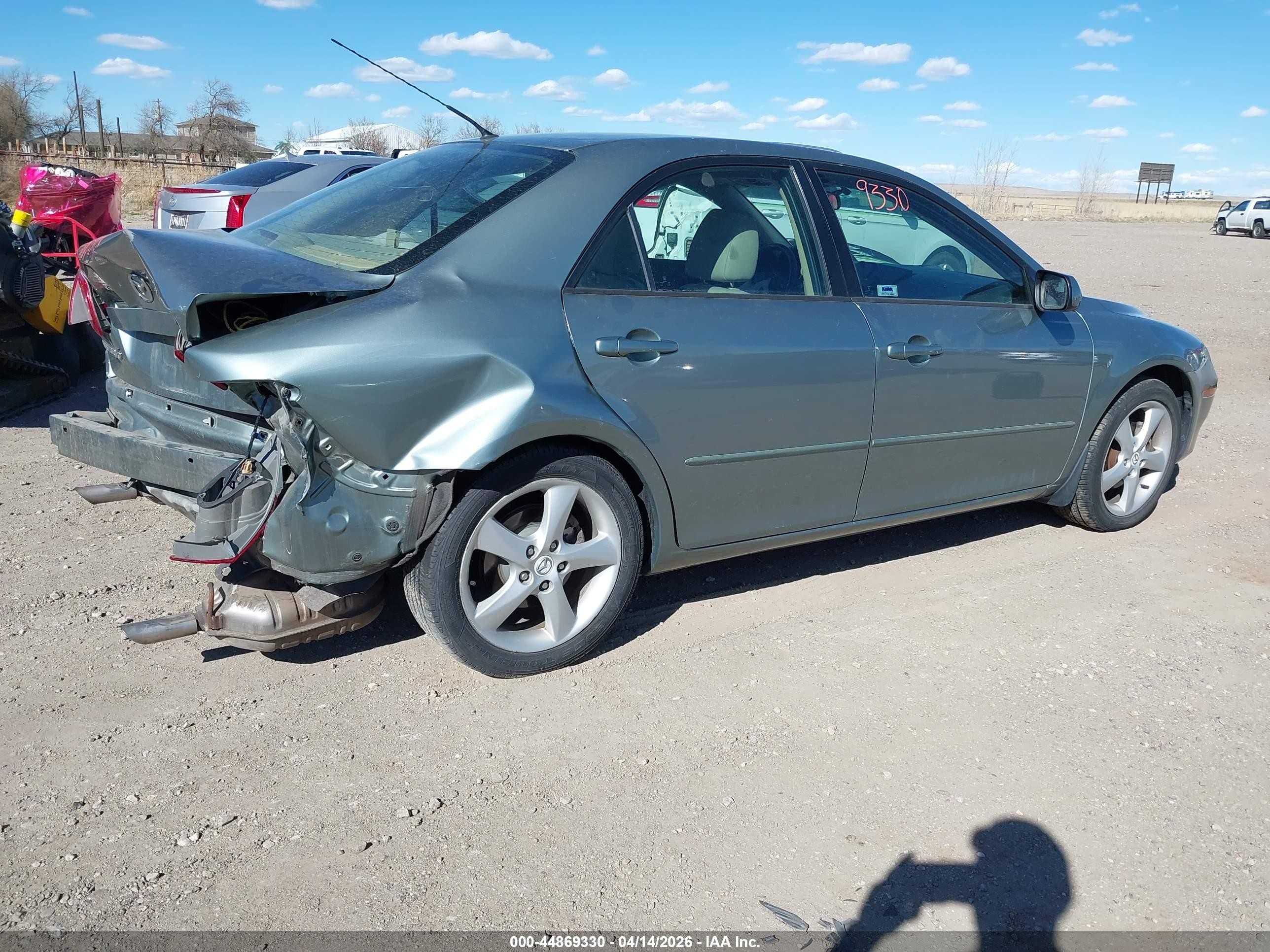 2005 Mazda Mazda6 I Base Зеленый vin: 1YVHP80C055M67835