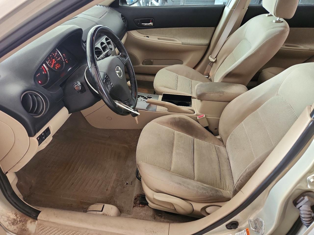 2005 Mazda 6 I Beige vin: 1YVHP80C055M75921