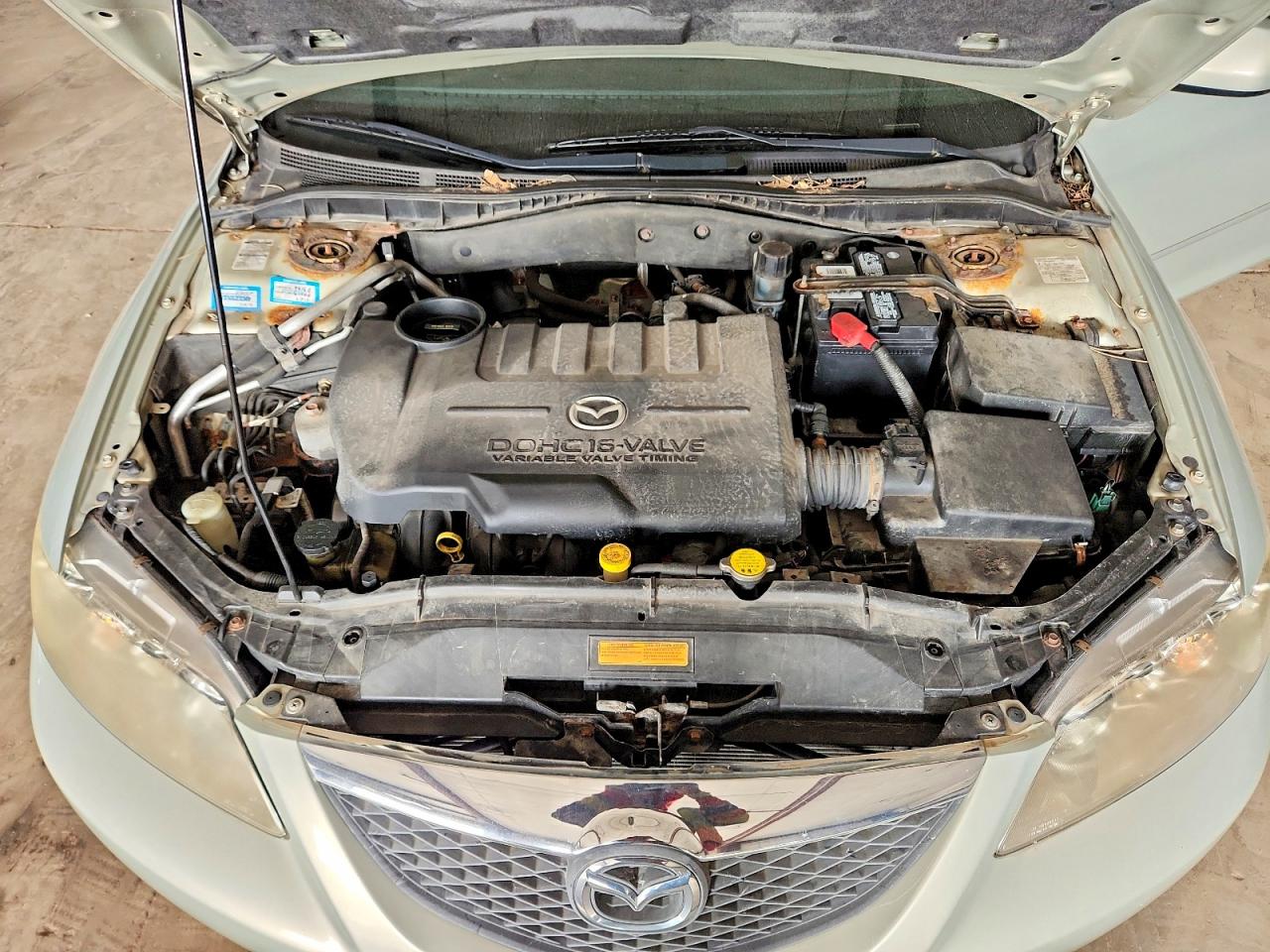 2005 Mazda 6 I Beige vin: 1YVHP80C055M75921