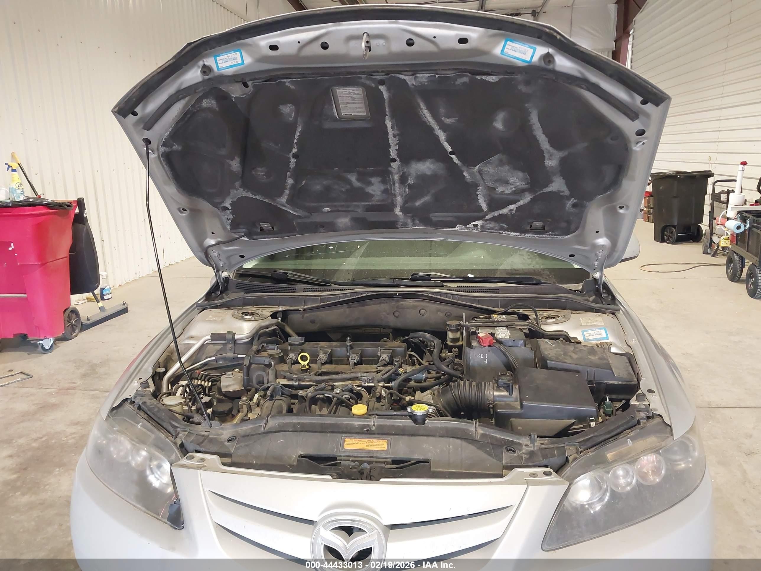 2006 Mazda Mazda6 I Sport Silver vin: 1YVHP80C065M10522