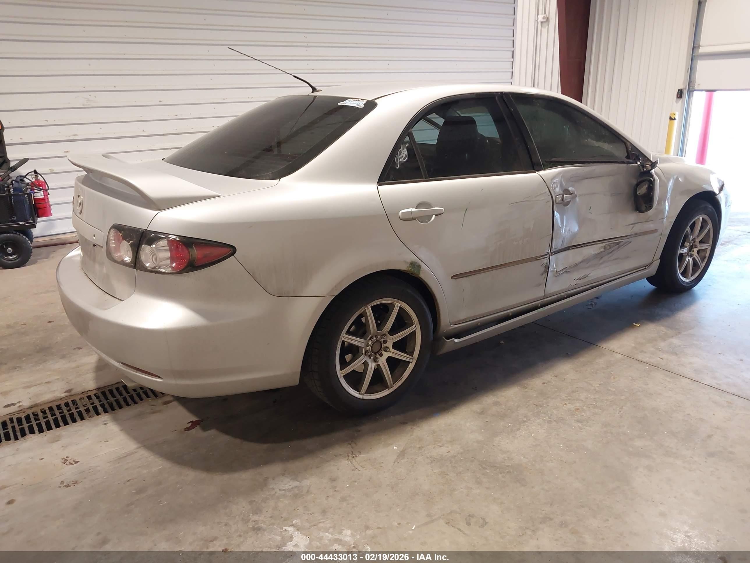 2006 Mazda Mazda6 I Sport Silver vin: 1YVHP80C065M10522