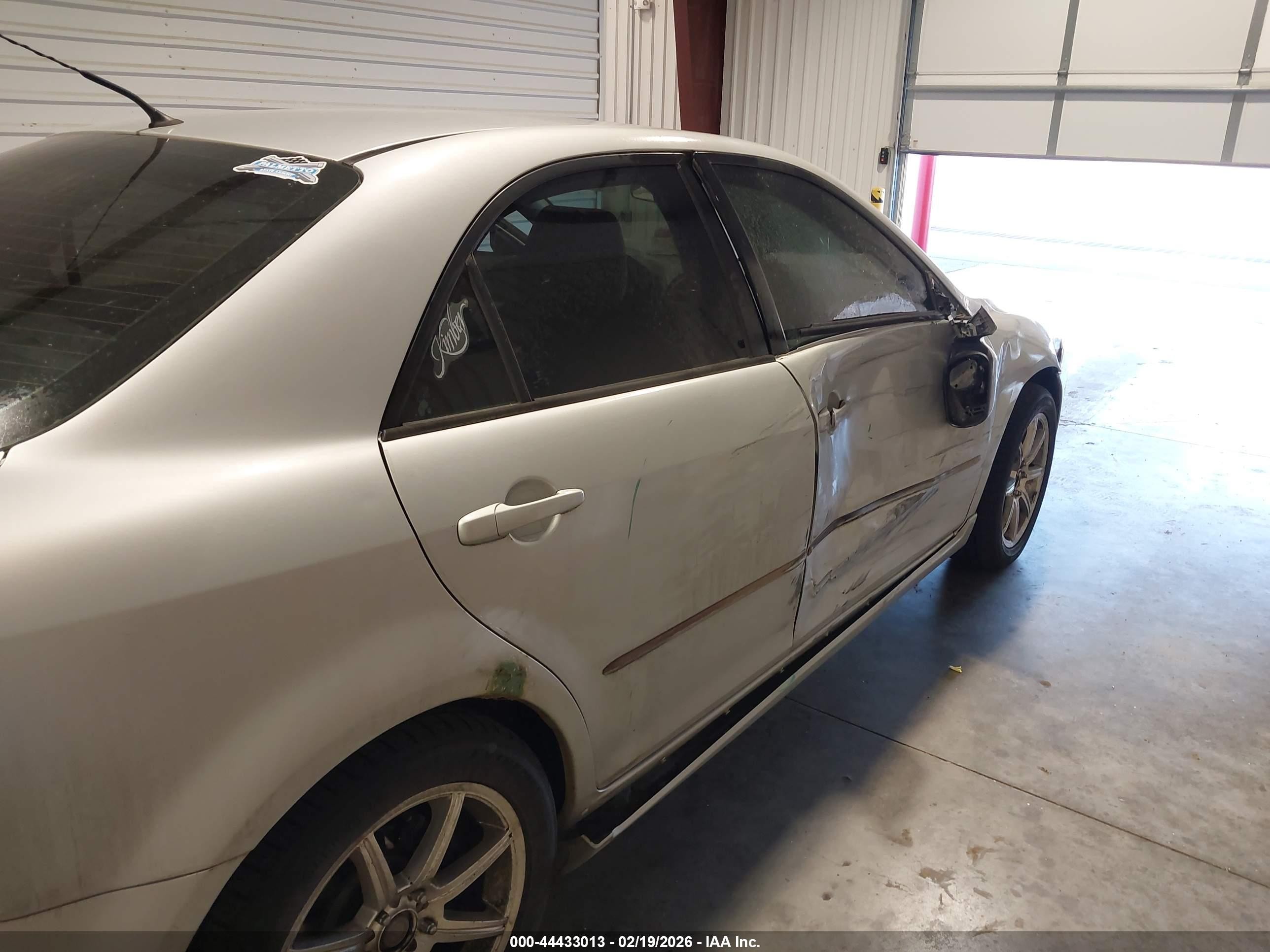 2006 Mazda Mazda6 I Sport Silver vin: 1YVHP80C065M10522