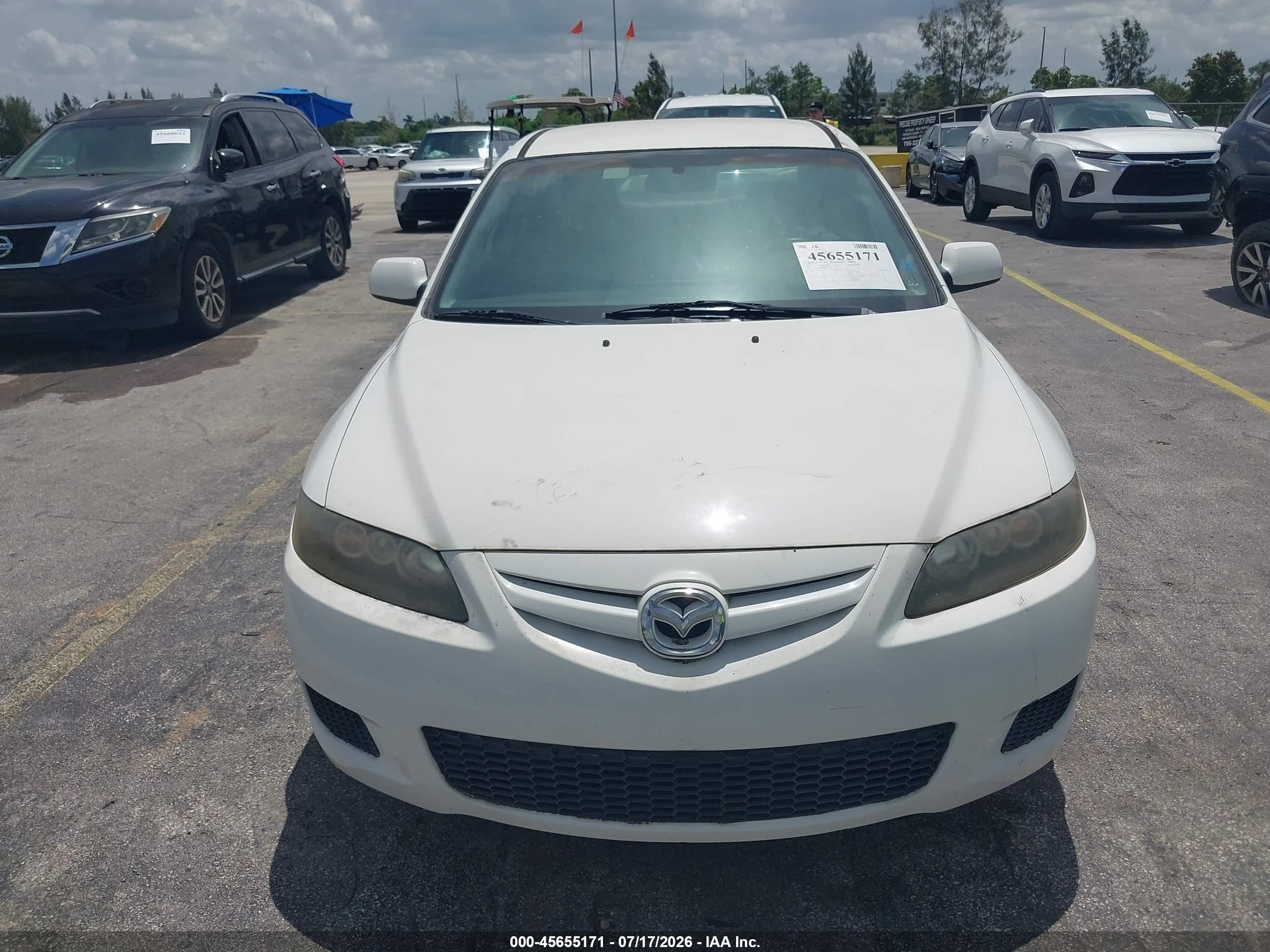 2008 Mazda Mazda6 I Sport Ve White vin: 1YVHP80C085M10510