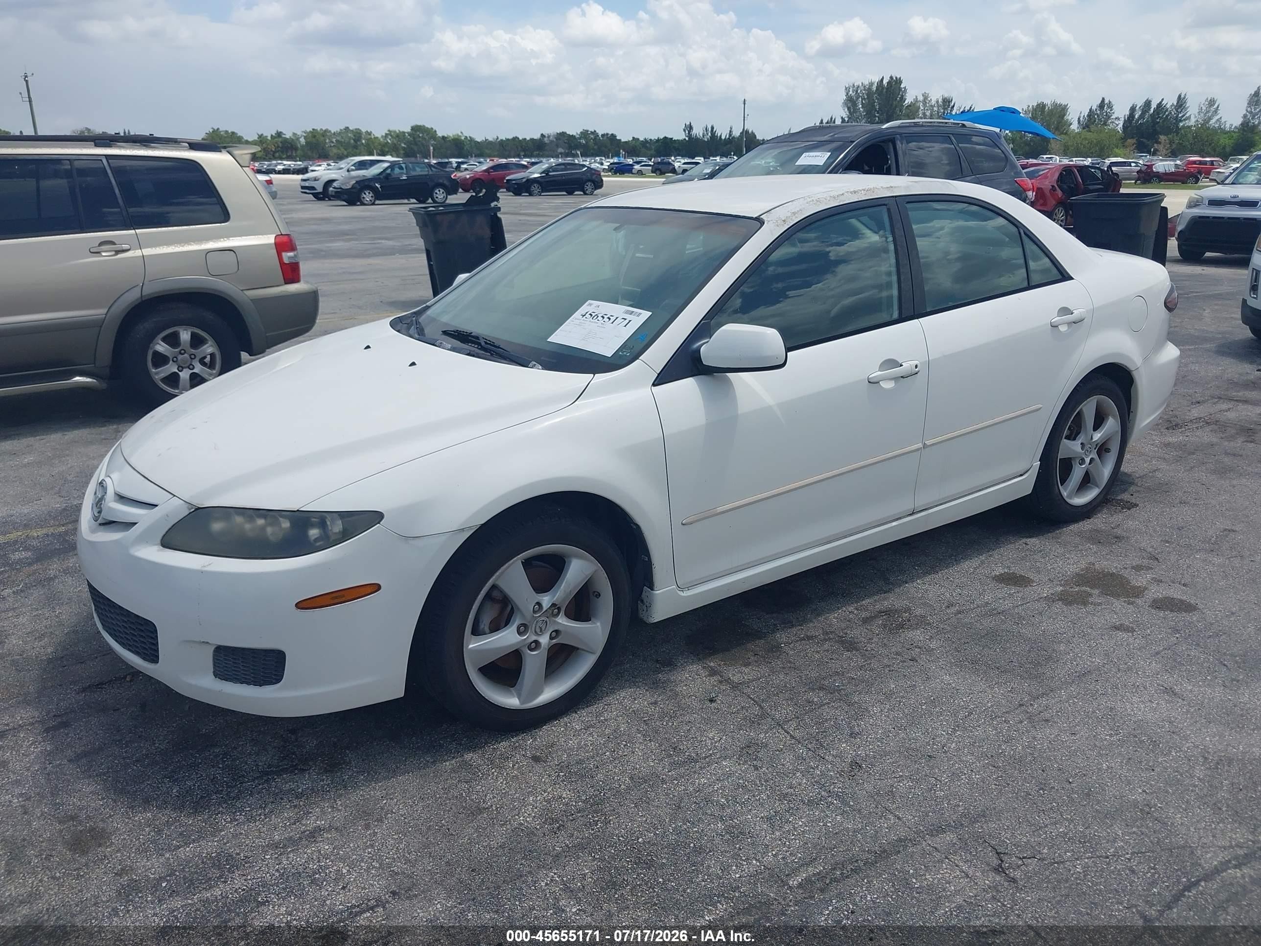 2008 Mazda Mazda6 I Sport Ve White vin: 1YVHP80C085M10510