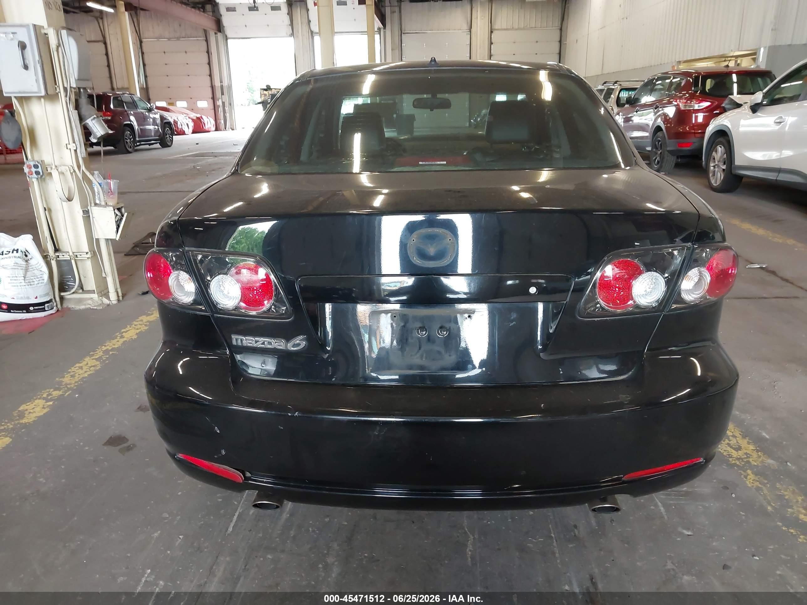 2008 Mazda Mazda6 I Touring Black vin: 1YVHP80C085M40672