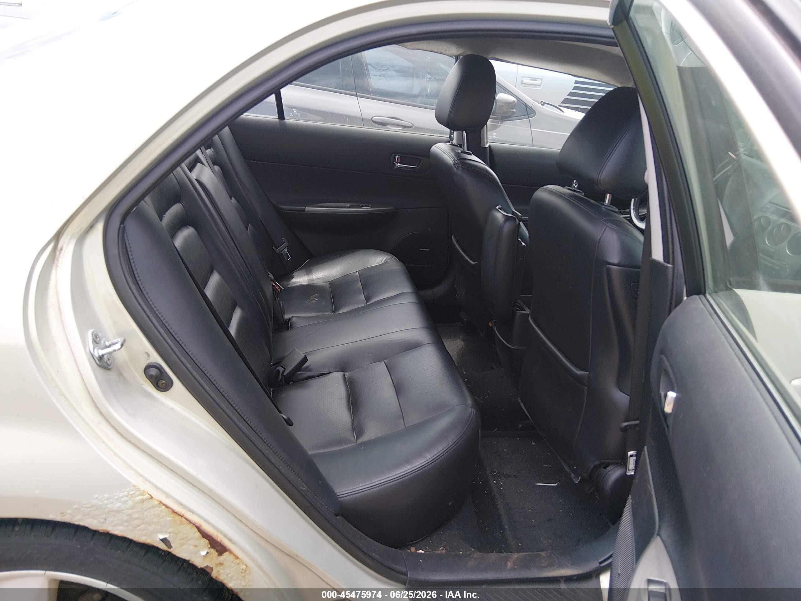 2004 Mazda Mazda6 I Cream vin: 1YVHP80C145N22579