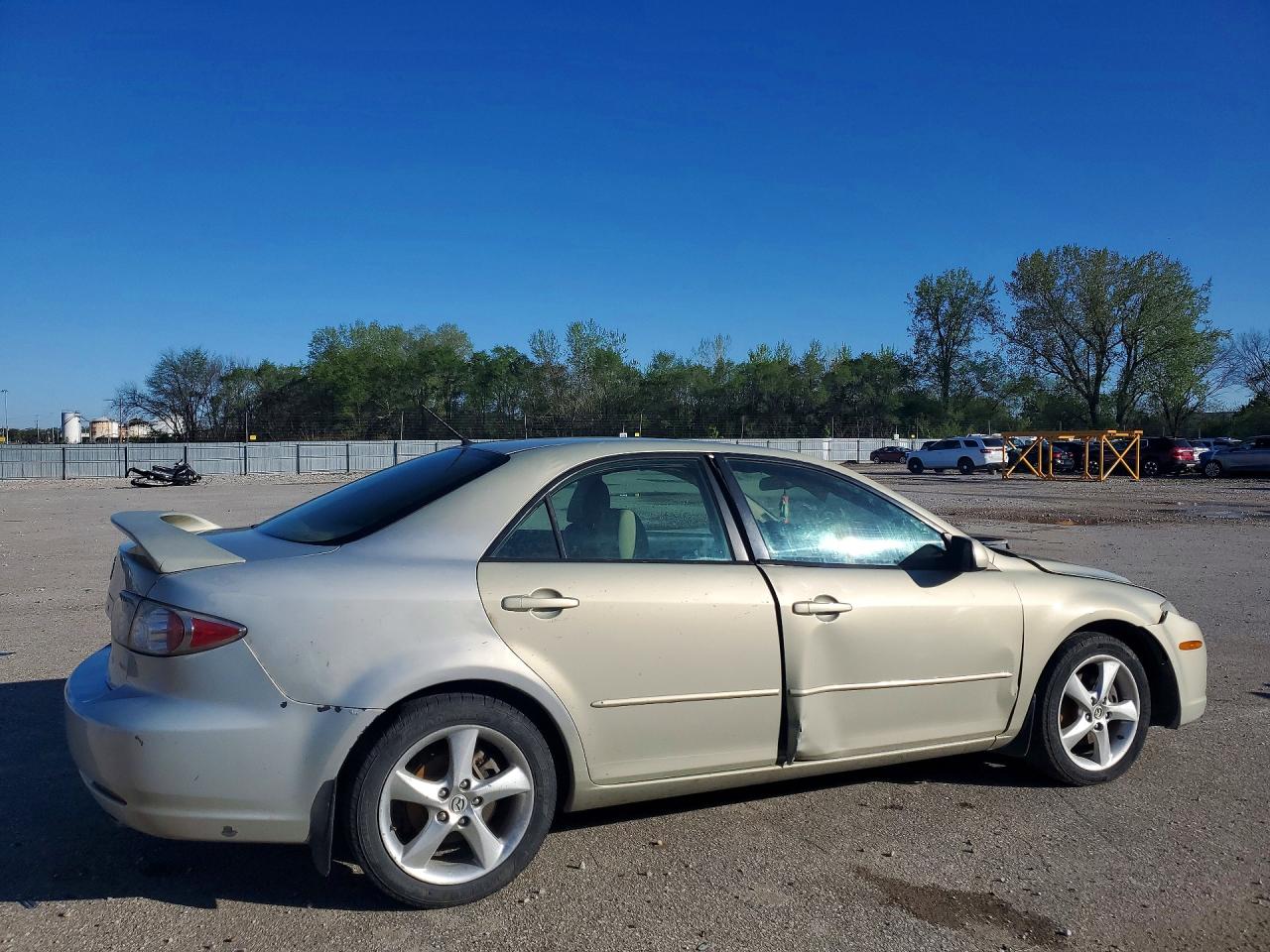 2006 Mazda 6 I Золотой vin: 1YVHP80C165M61821
