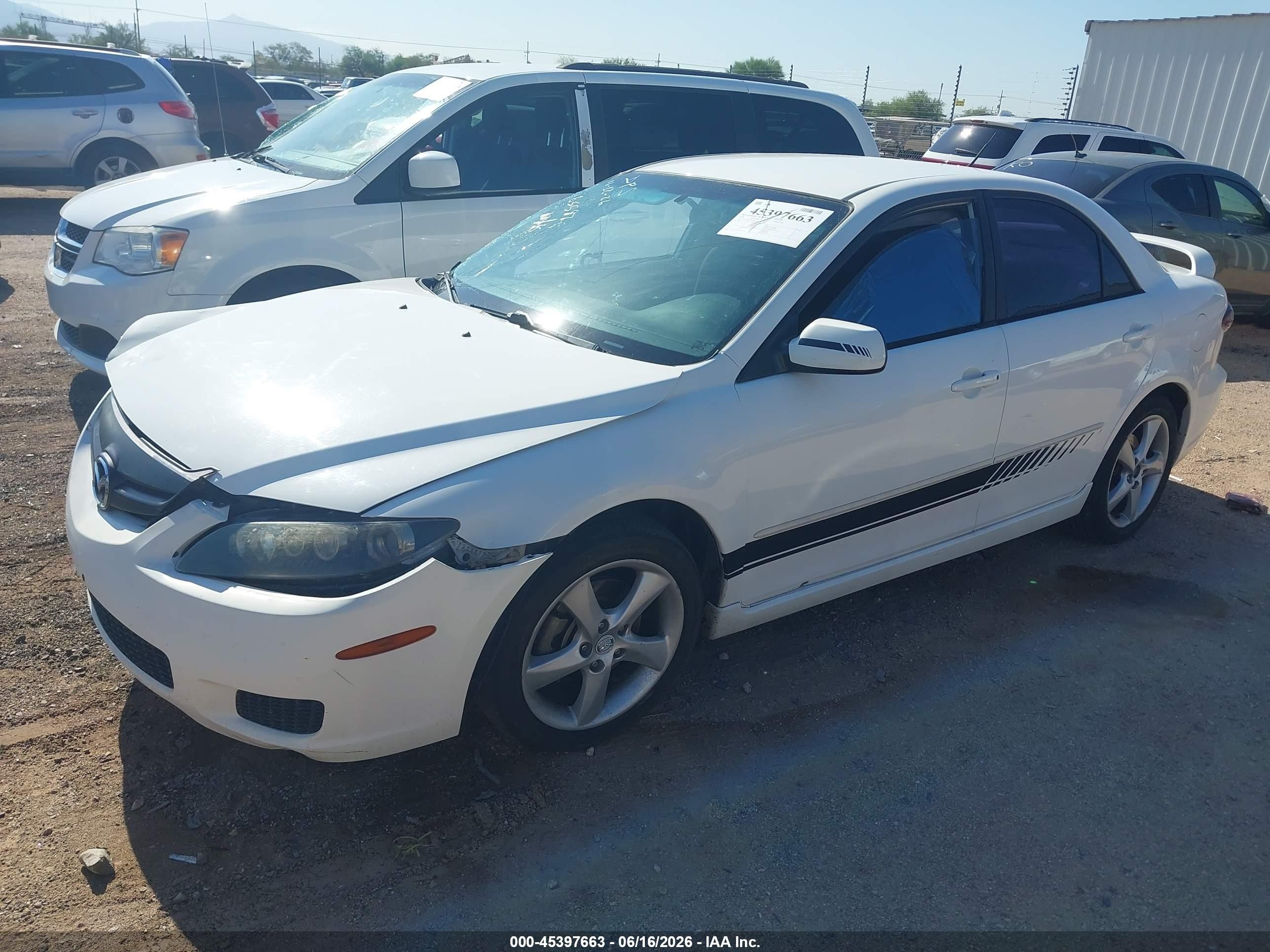 2008 Mazda Mazda6 I Sport Ve White vin: 1YVHP80C285M25879