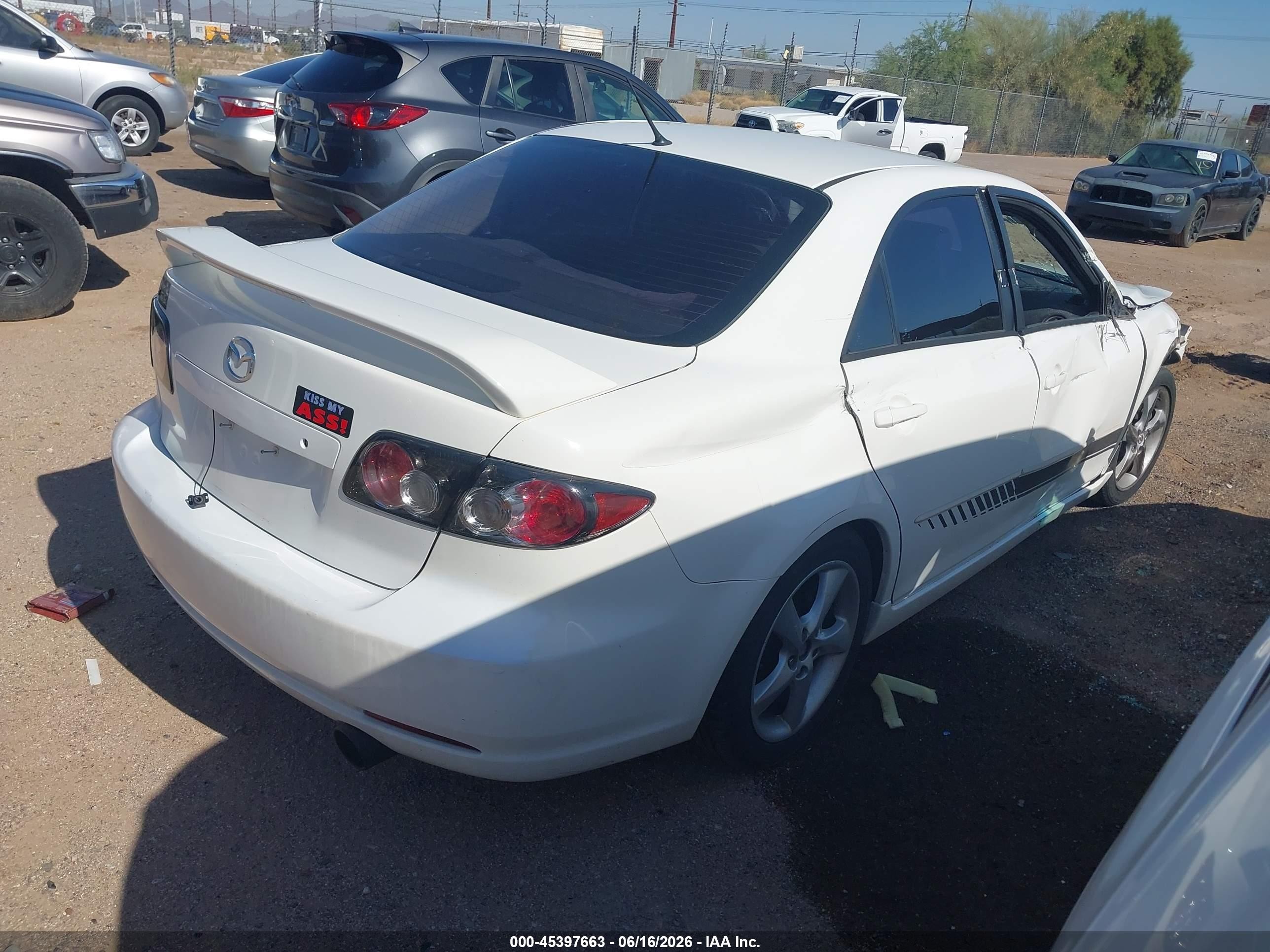 2008 Mazda Mazda6 I Sport Ve White vin: 1YVHP80C285M25879