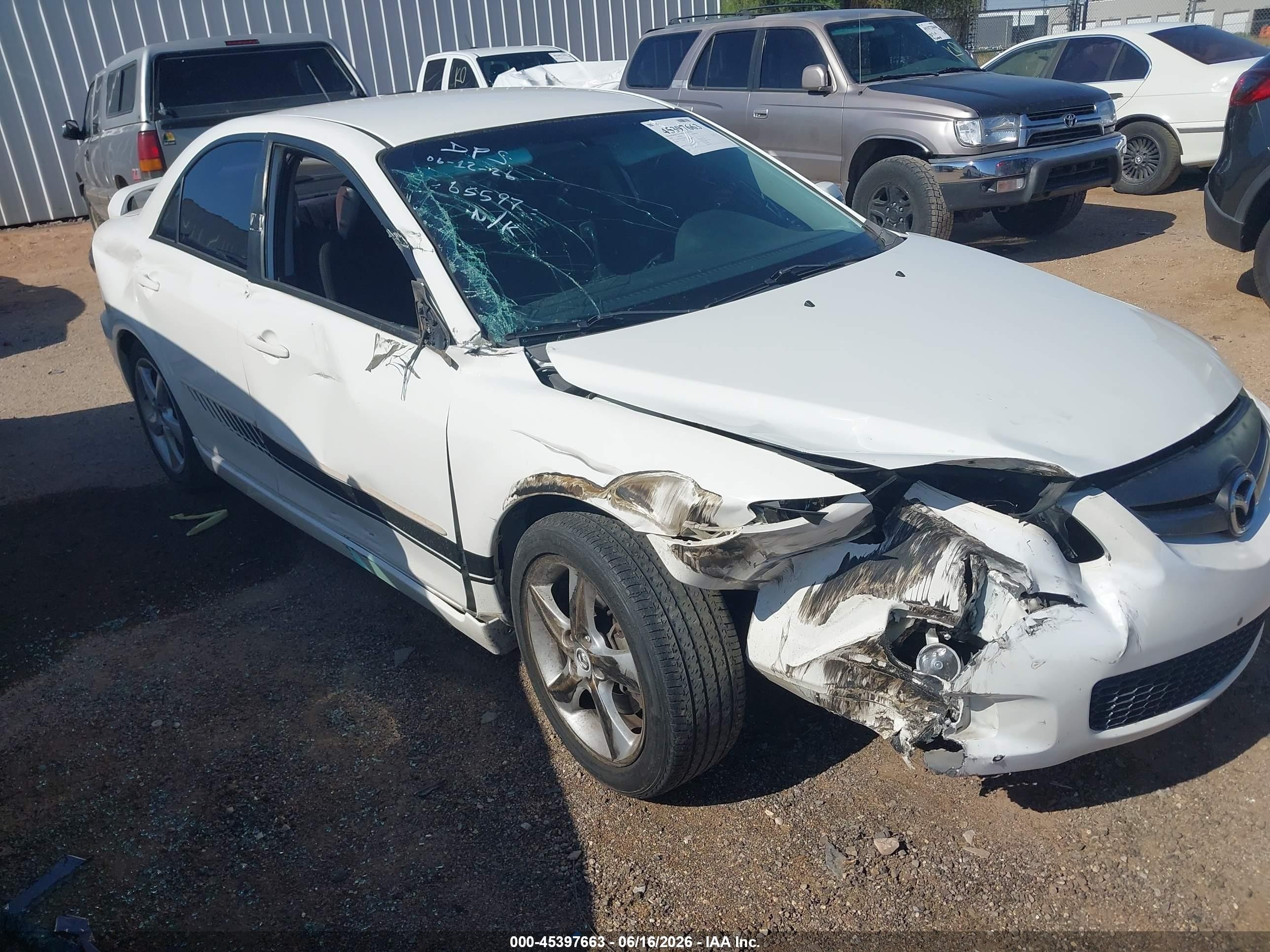 2008 Mazda Mazda6 I Sport Ve White vin: 1YVHP80C285M25879