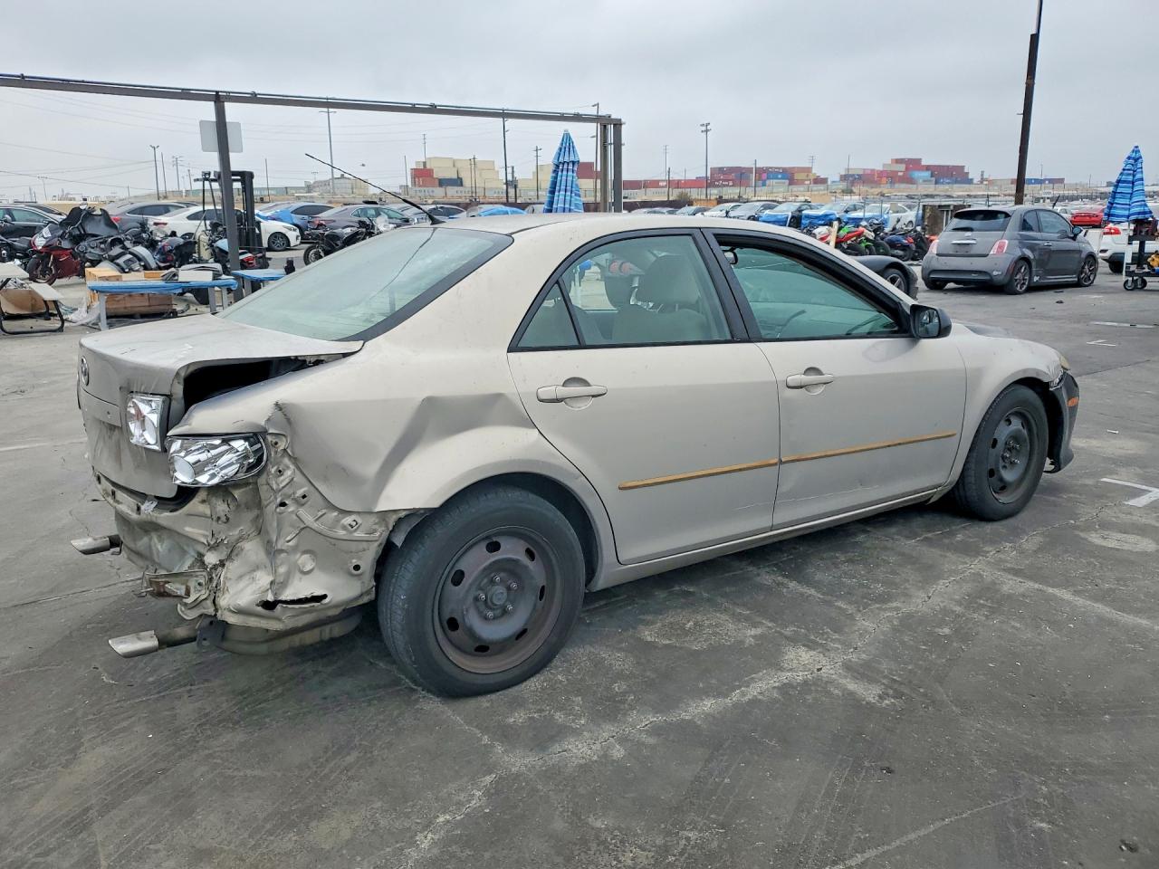 2007 Mazd 6 Beige vin: 1YVHP80C375M25193