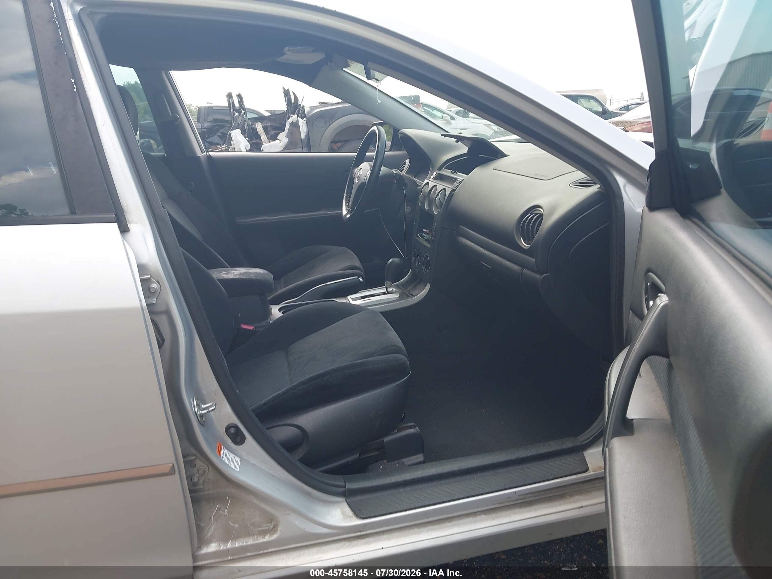 2008 Mazda Mazda6 I Sport Ve Silver vin: 1YVHP80C485M32686