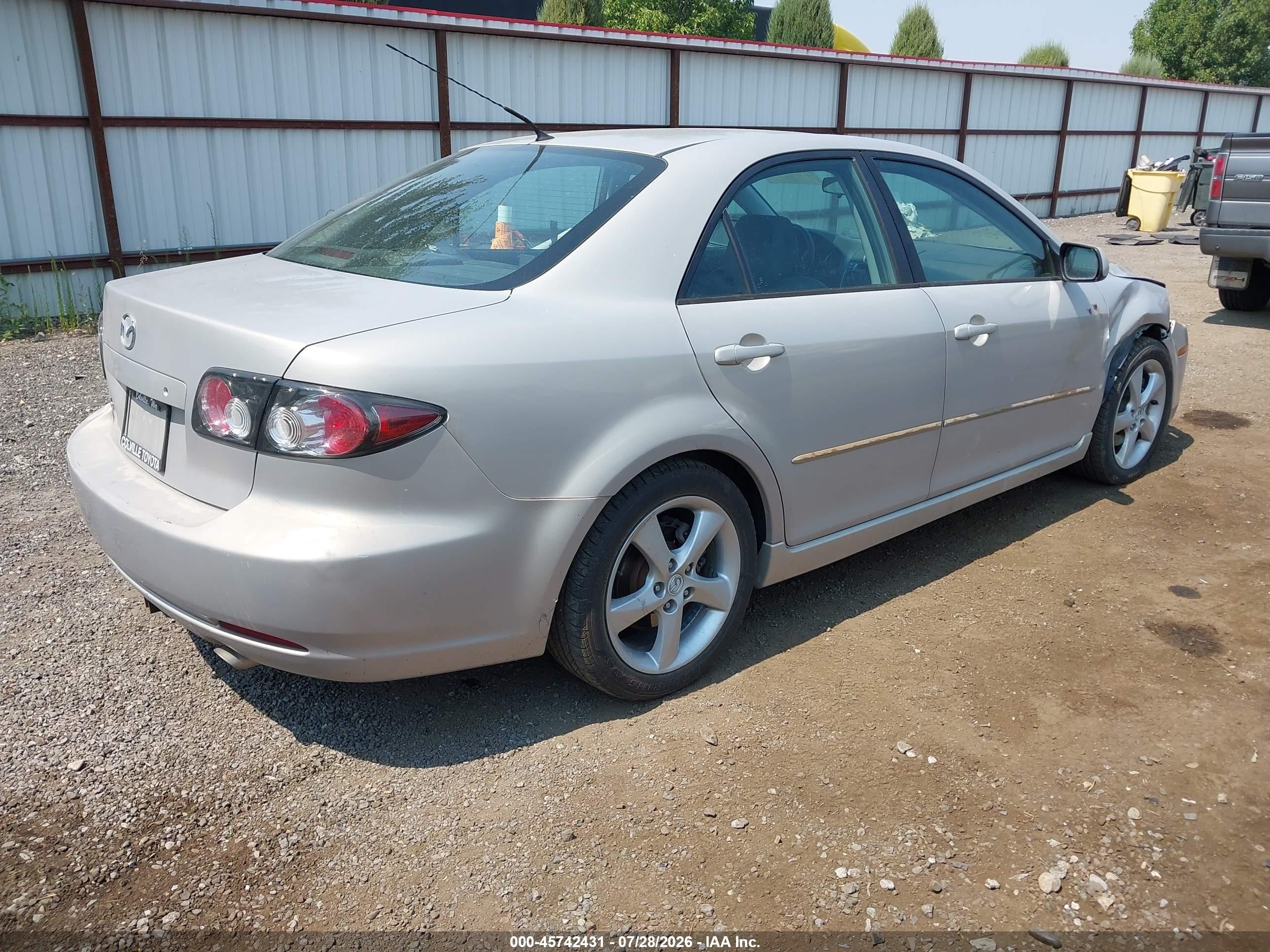 2008 Mazda Mazda6 I Touring Tan vin: 1YVHP80C485M40657