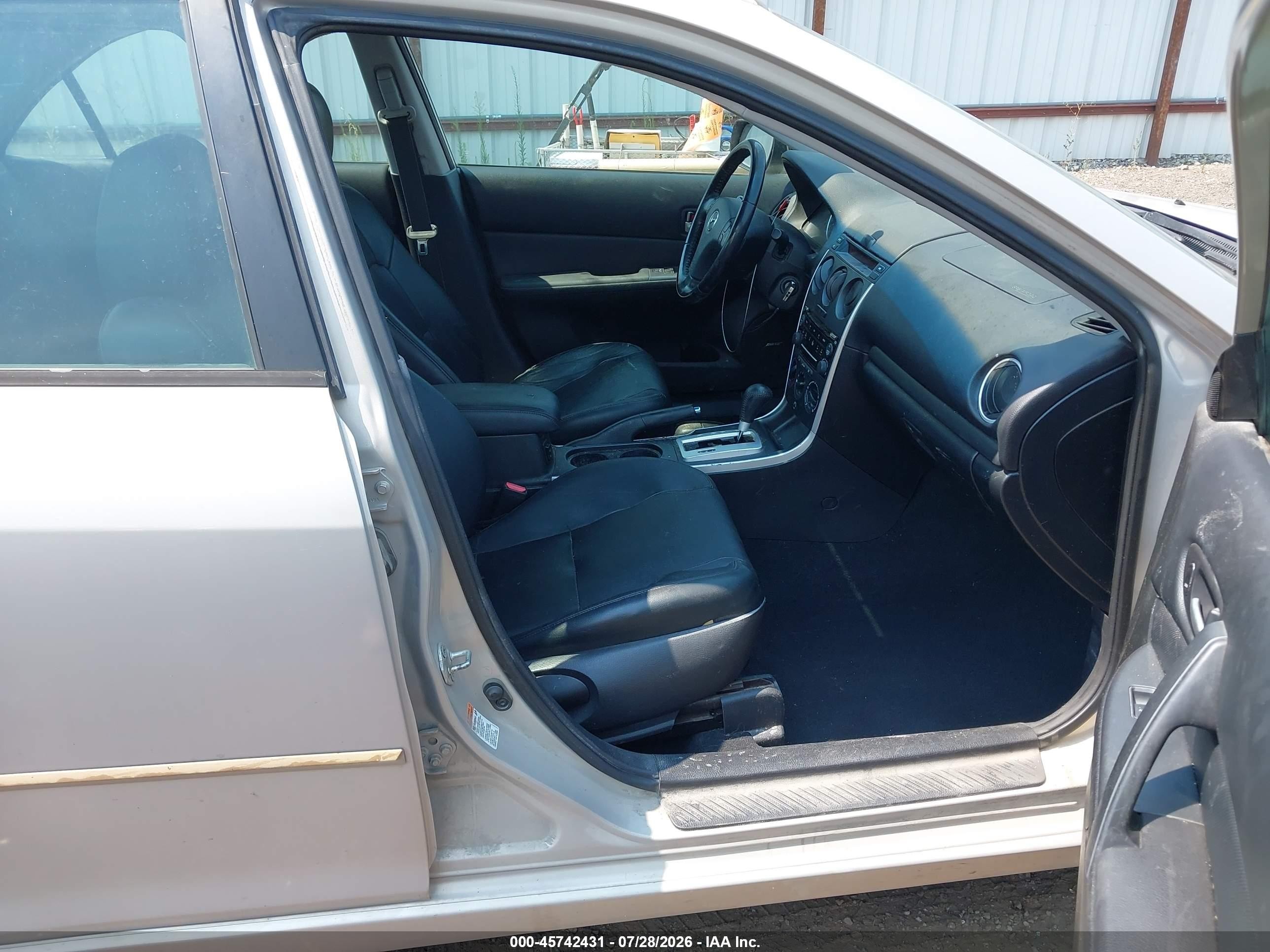 2008 Mazda Mazda6 I Touring Tan vin: 1YVHP80C485M40657