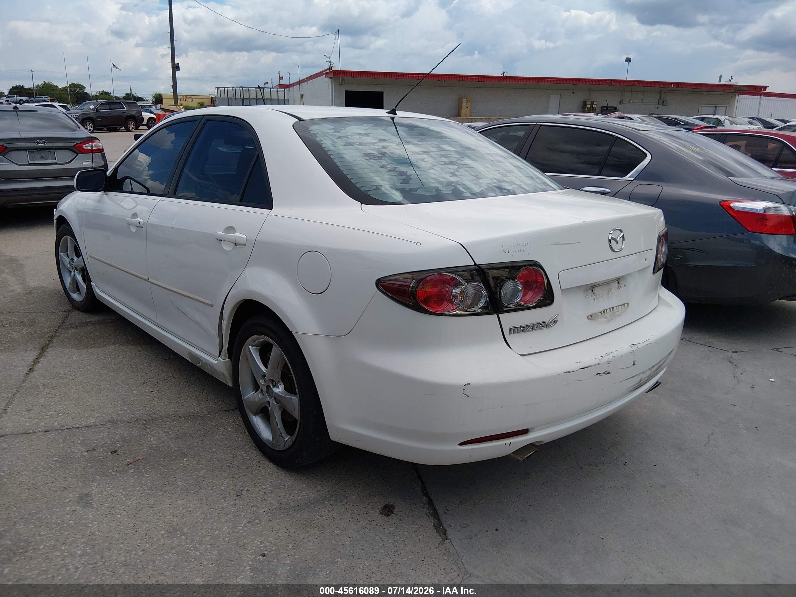 2008 Mazda Mazda6 I Sport Ve White vin: 1YVHP80C485M47088