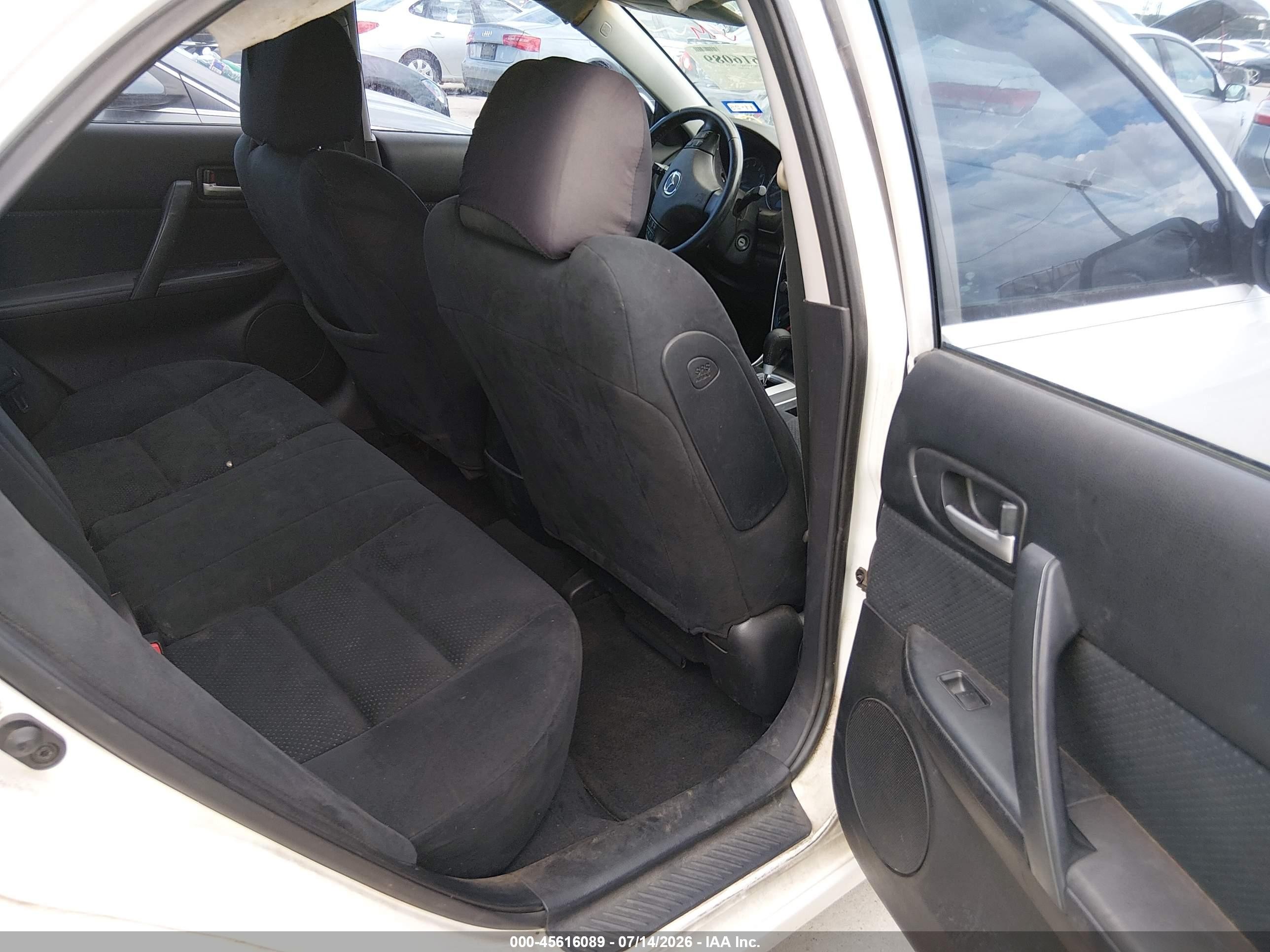 2008 Mazda Mazda6 I Sport Ve White vin: 1YVHP80C485M47088