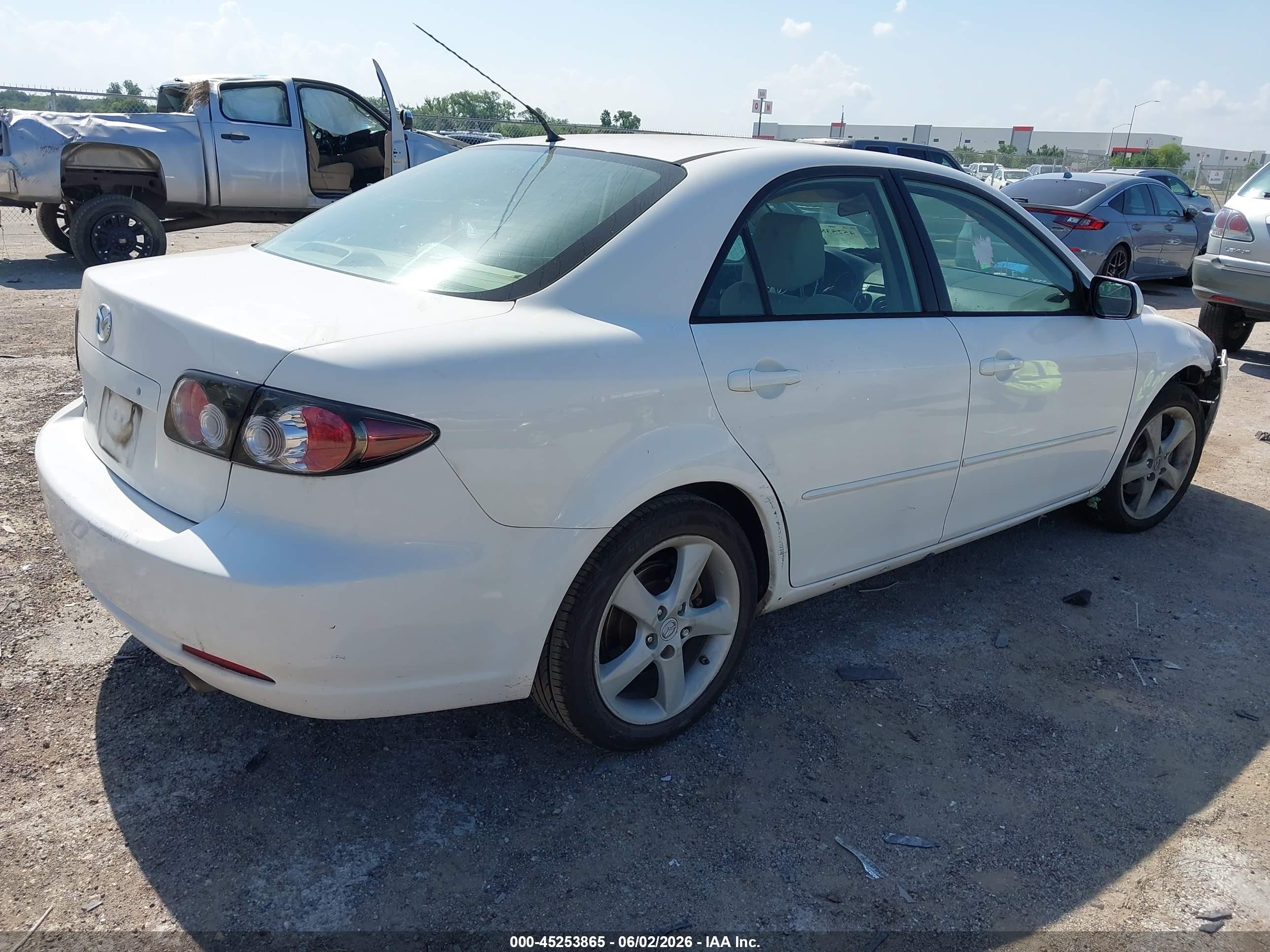 2007 Mazda Mazda6 I Sport Ve Белый vin: 1YVHP80C675M04693