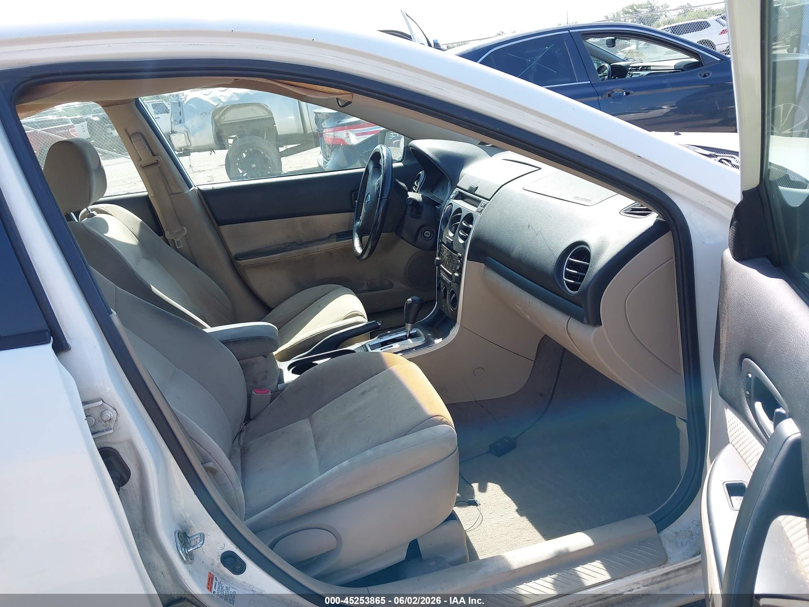 2007 Mazda Mazda6 I Sport Ve Белый vin: 1YVHP80C675M04693