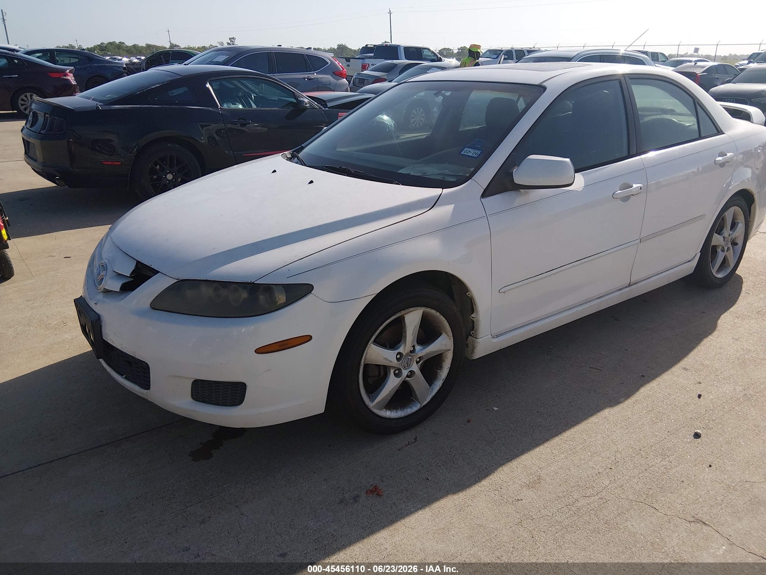 2008 Mazda Mazda6 I Touring White vin: 1YVHP80C685M41096